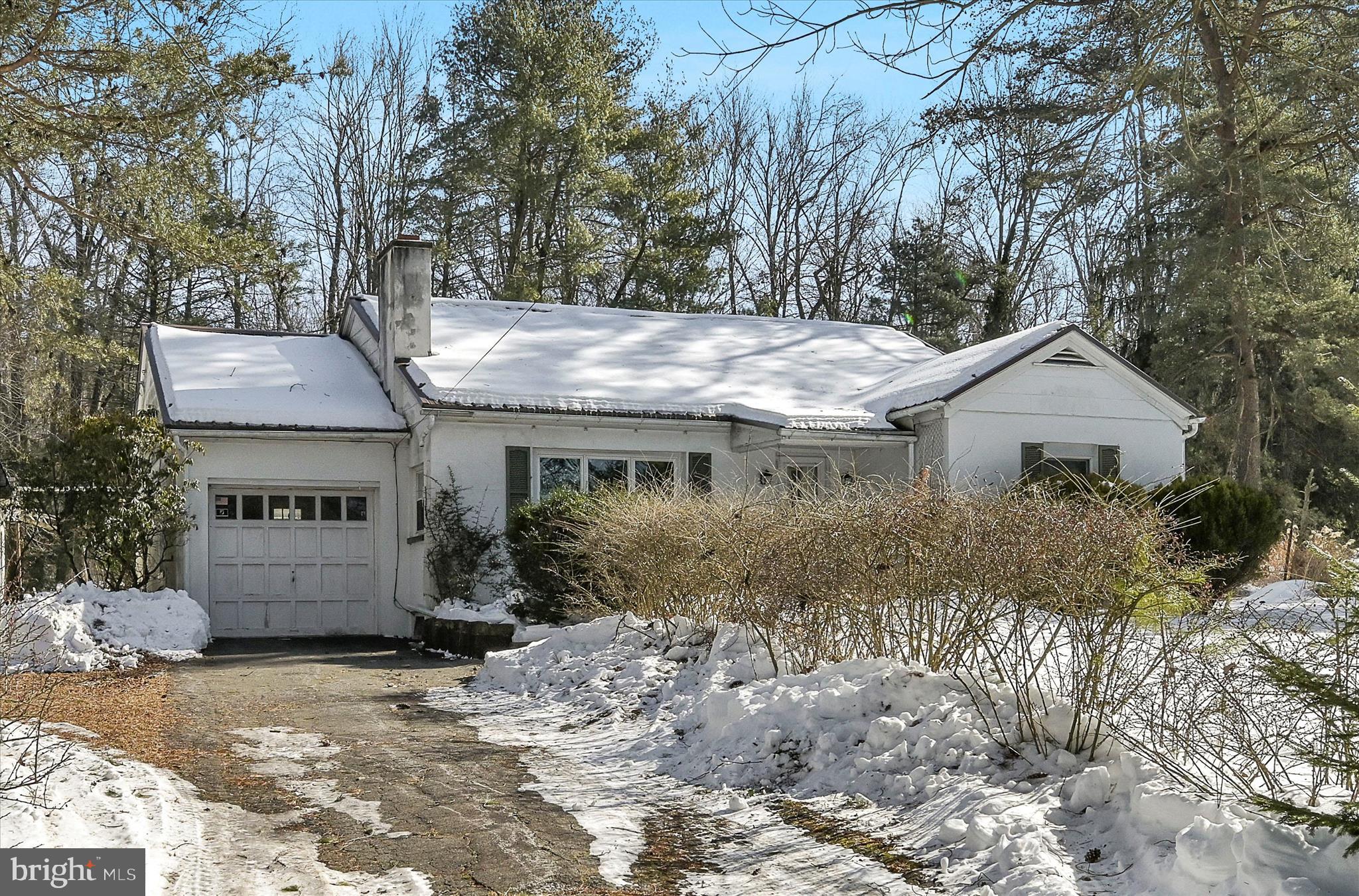 DEER LAKE - Residential