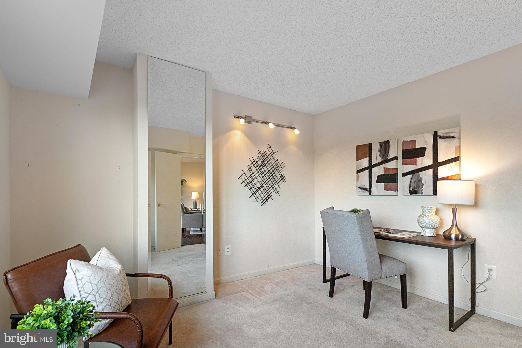 CRYSTAL GATEWAY - Residential