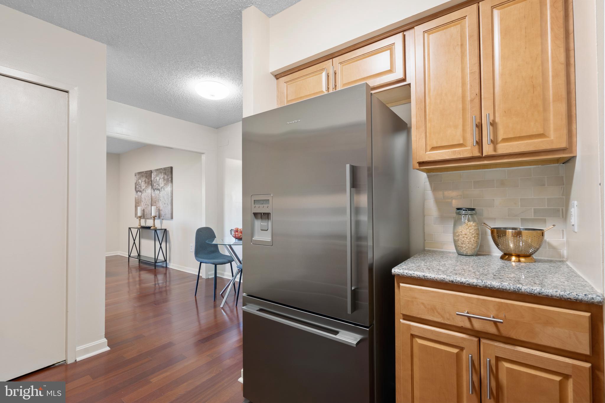 CRYSTAL GATEWAY - Residential