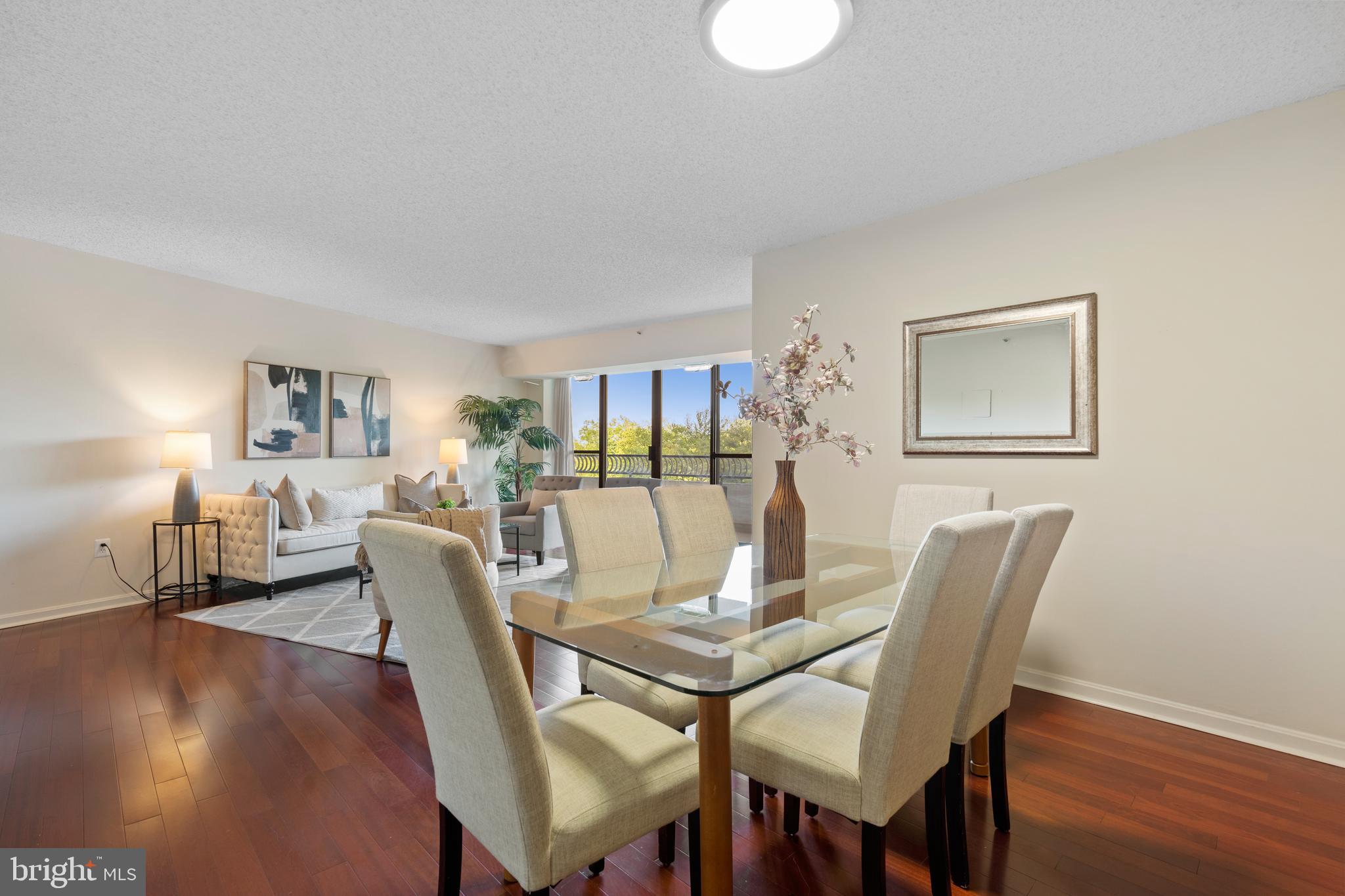 CRYSTAL GATEWAY - Residential