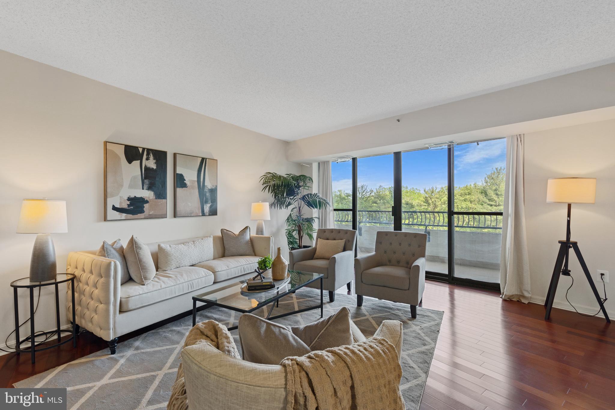 1300 CRYSTAL DRIVE 403S