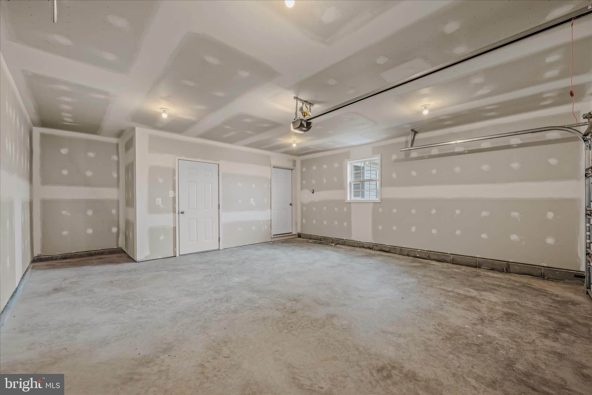 THE LAKES AT MARTINSBURG - Residential