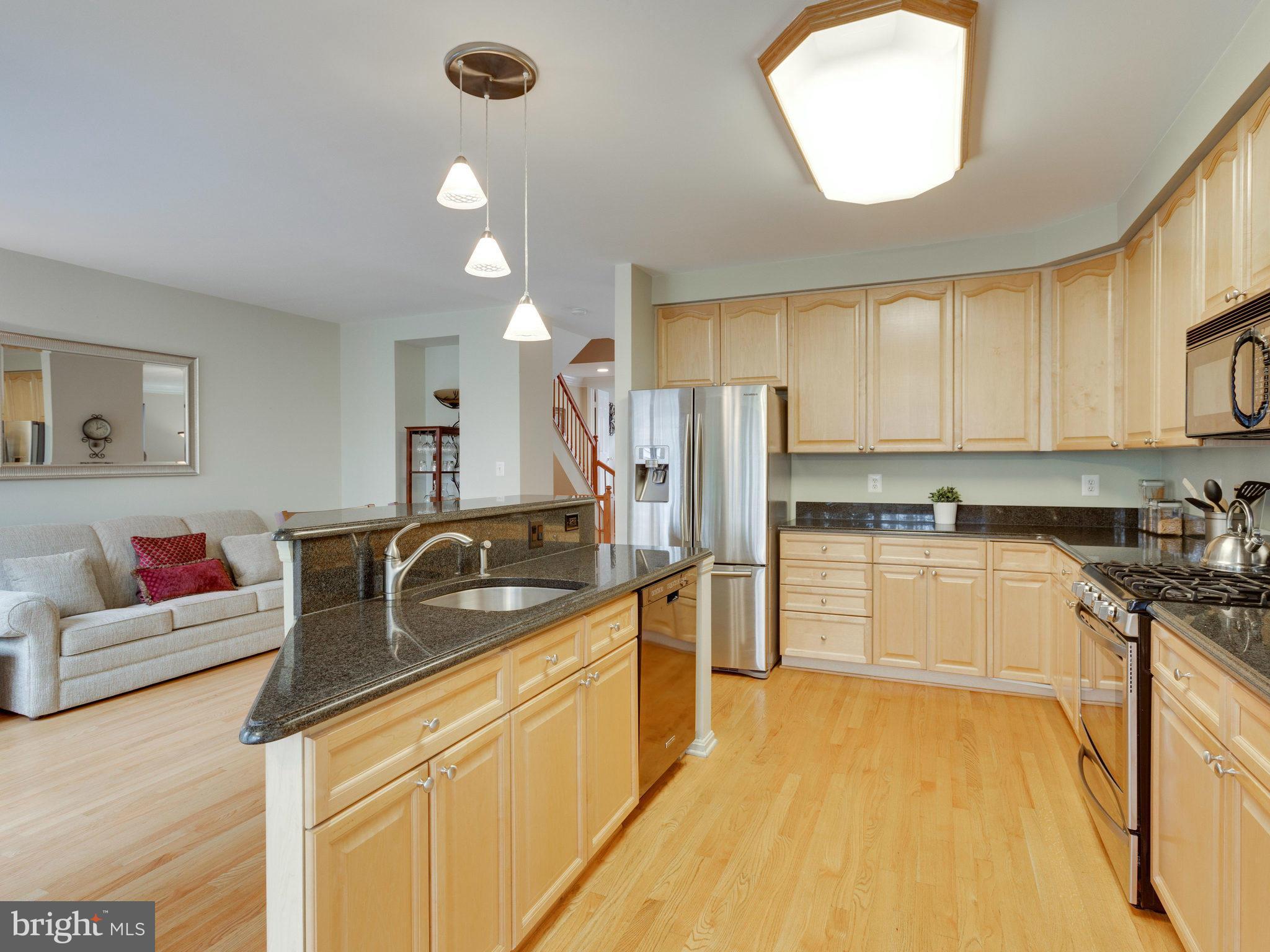 KINGSTOWNE - Residential