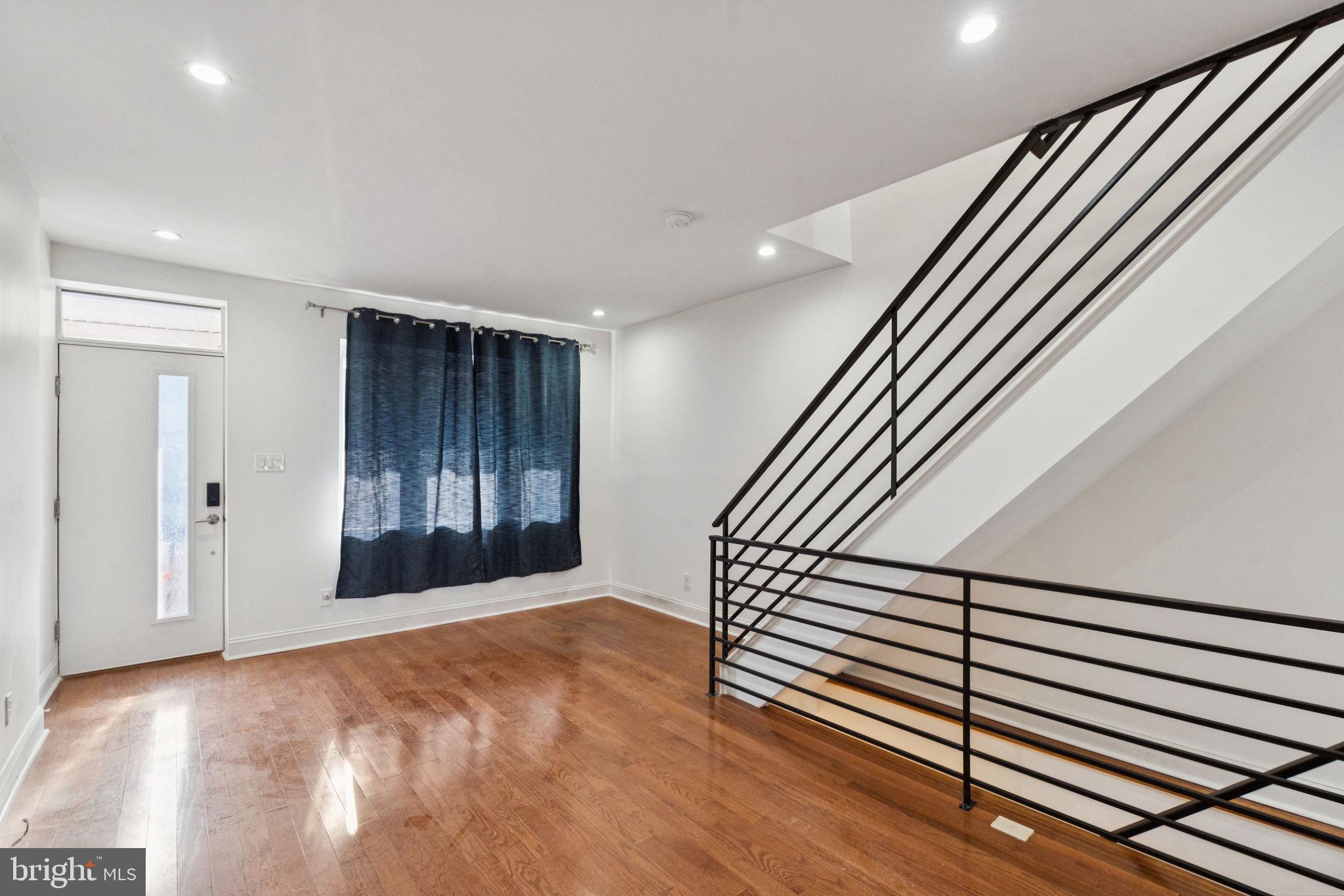 POINT BREEZE - Residential