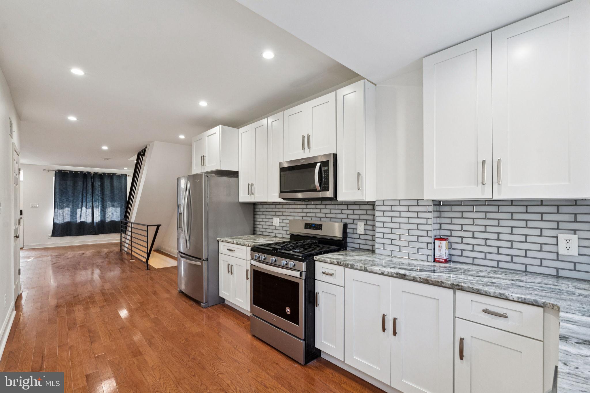 POINT BREEZE - Residential