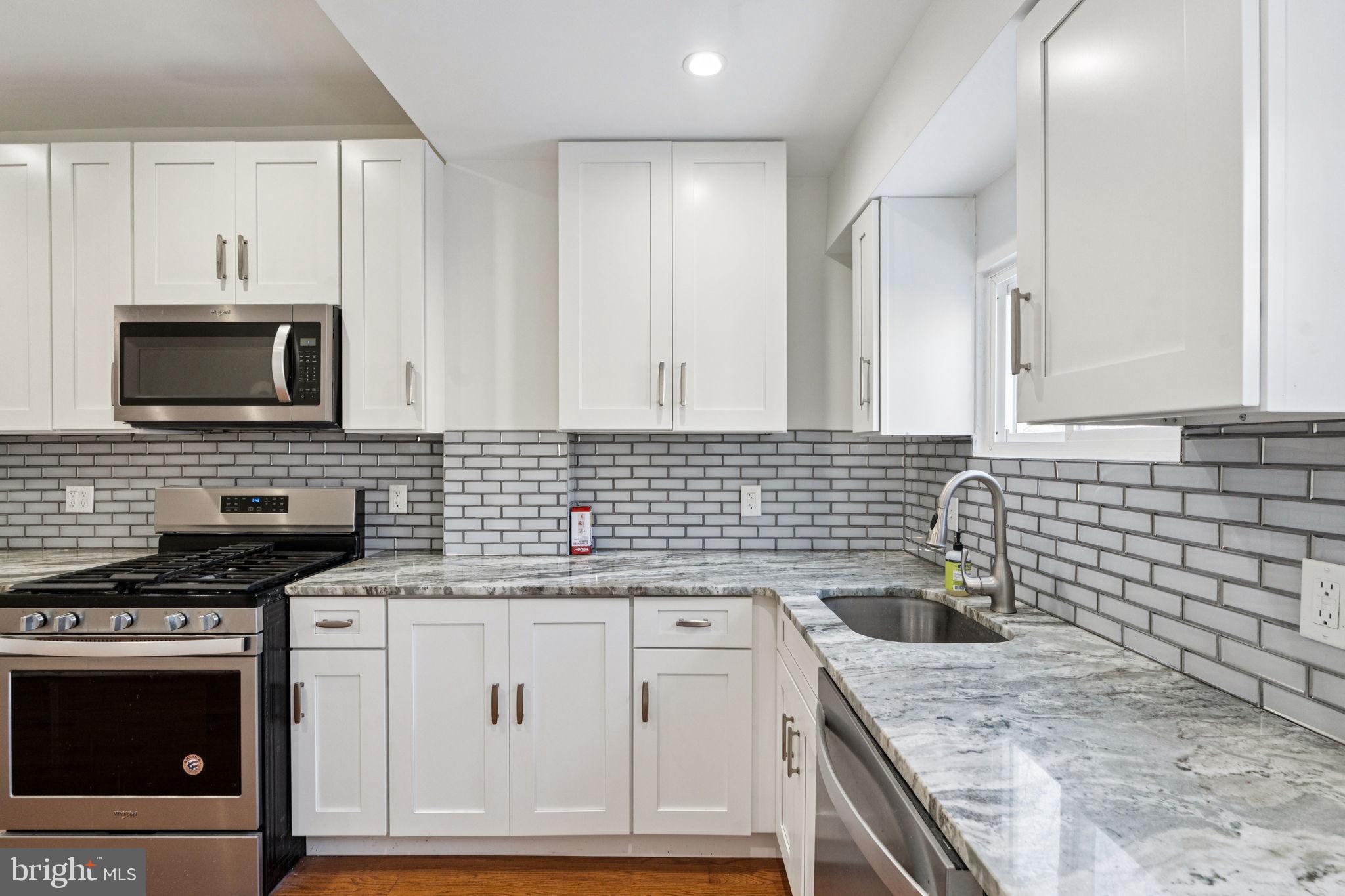 POINT BREEZE - Residential