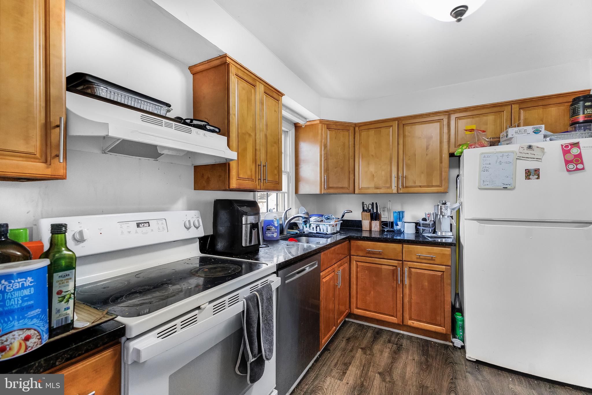 BEWLEY ESTATES - Commercial Sale