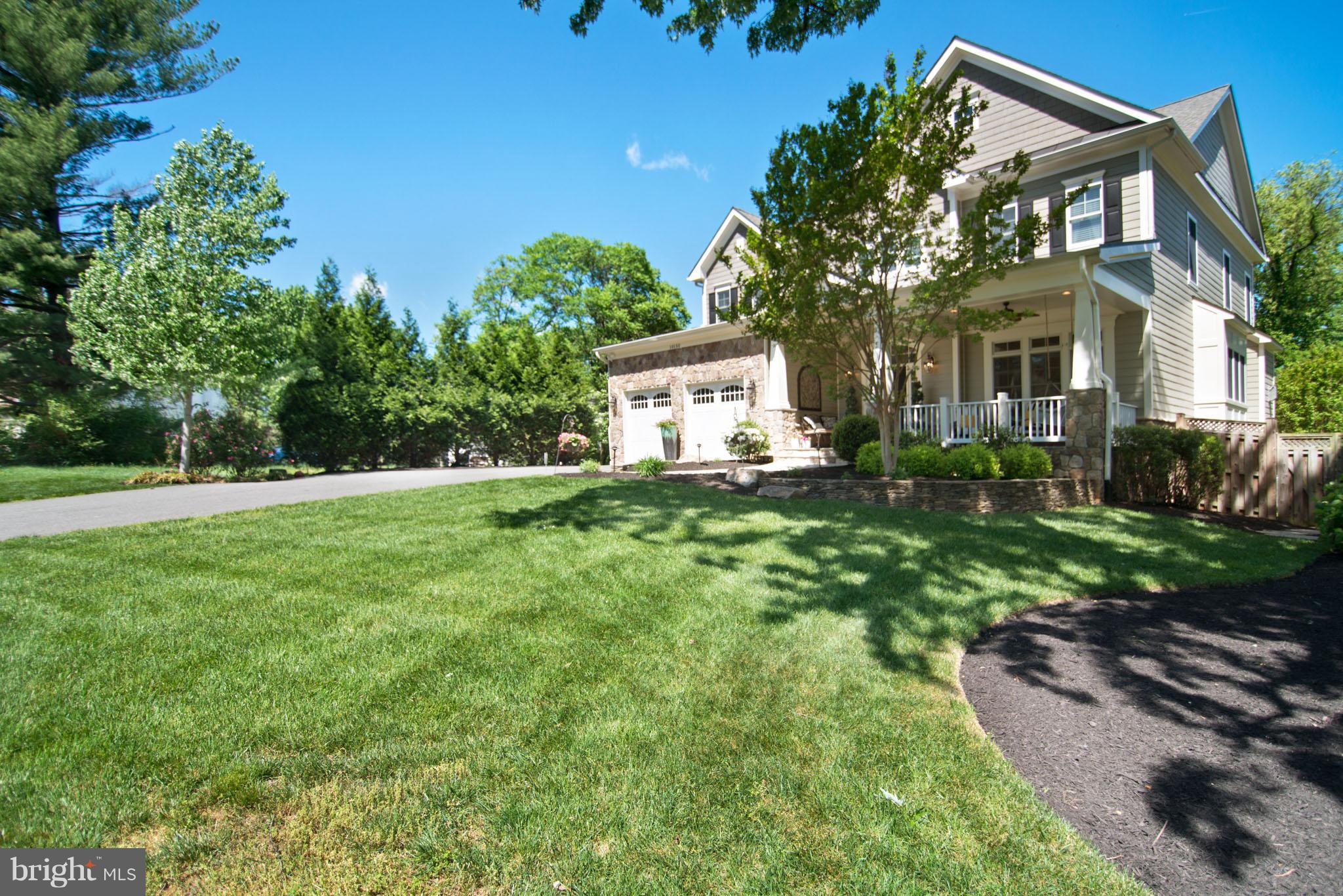 GRAYS OAKTON - Residential