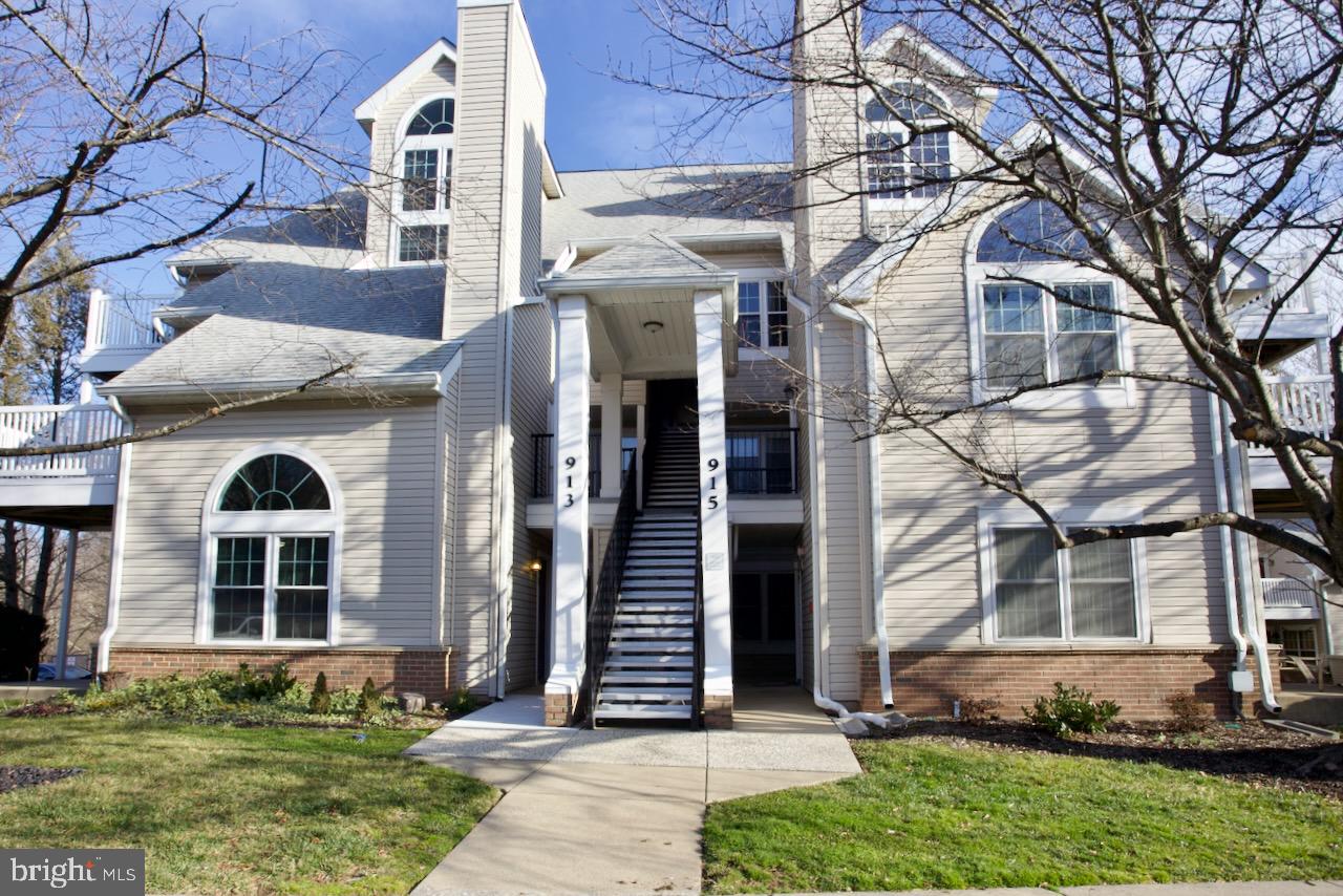 VISTAS AT WASHINGTONIAN WOODS - Residential Lease