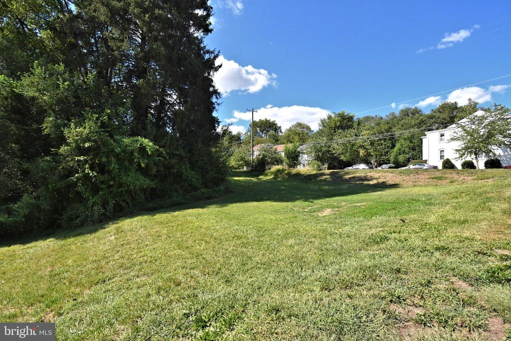 Photo of 648 Lincoln Avenue, POTTSTOWN, PA 19464 (MLS # PAMC2154584)