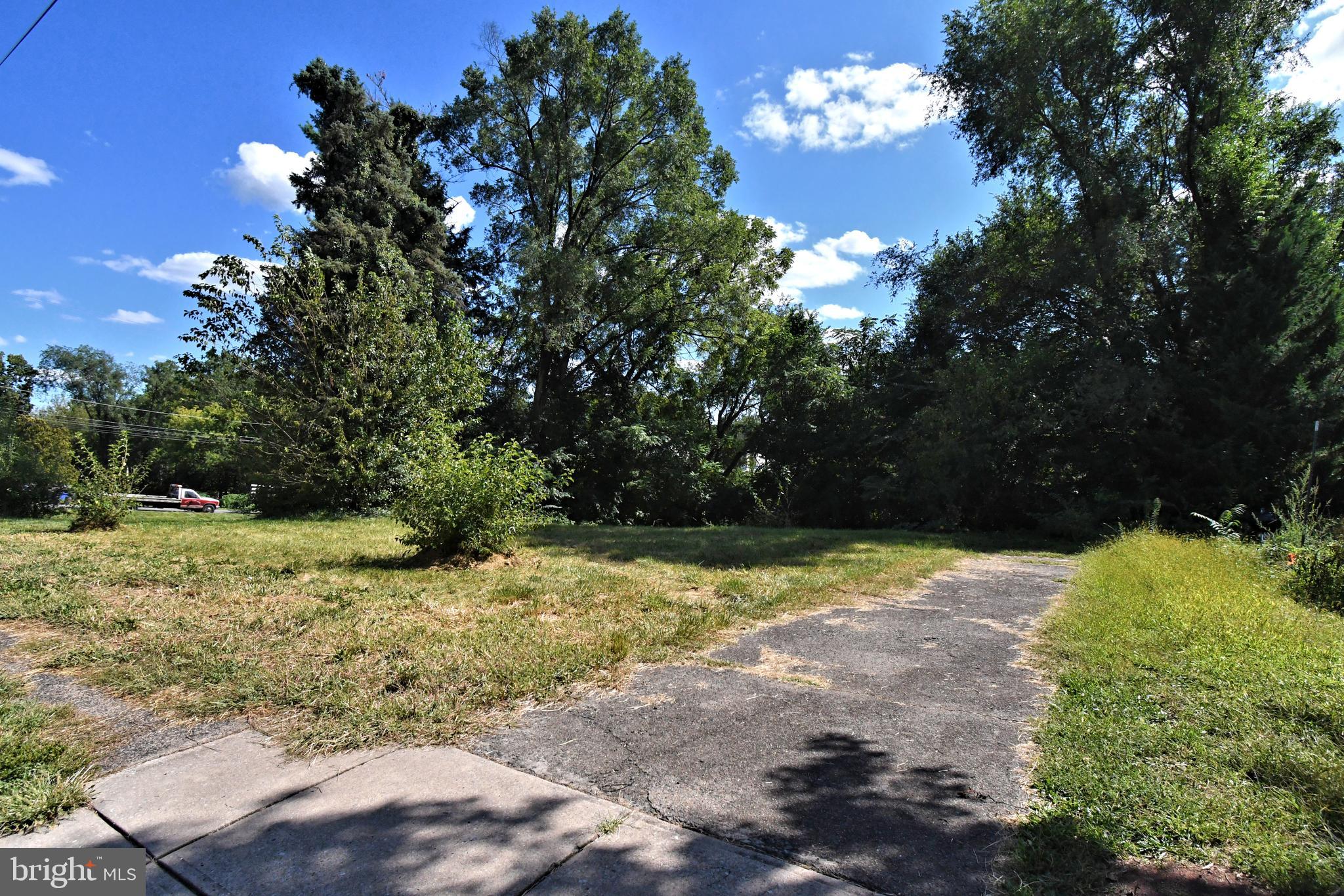 NONE AVAILABLE - Land