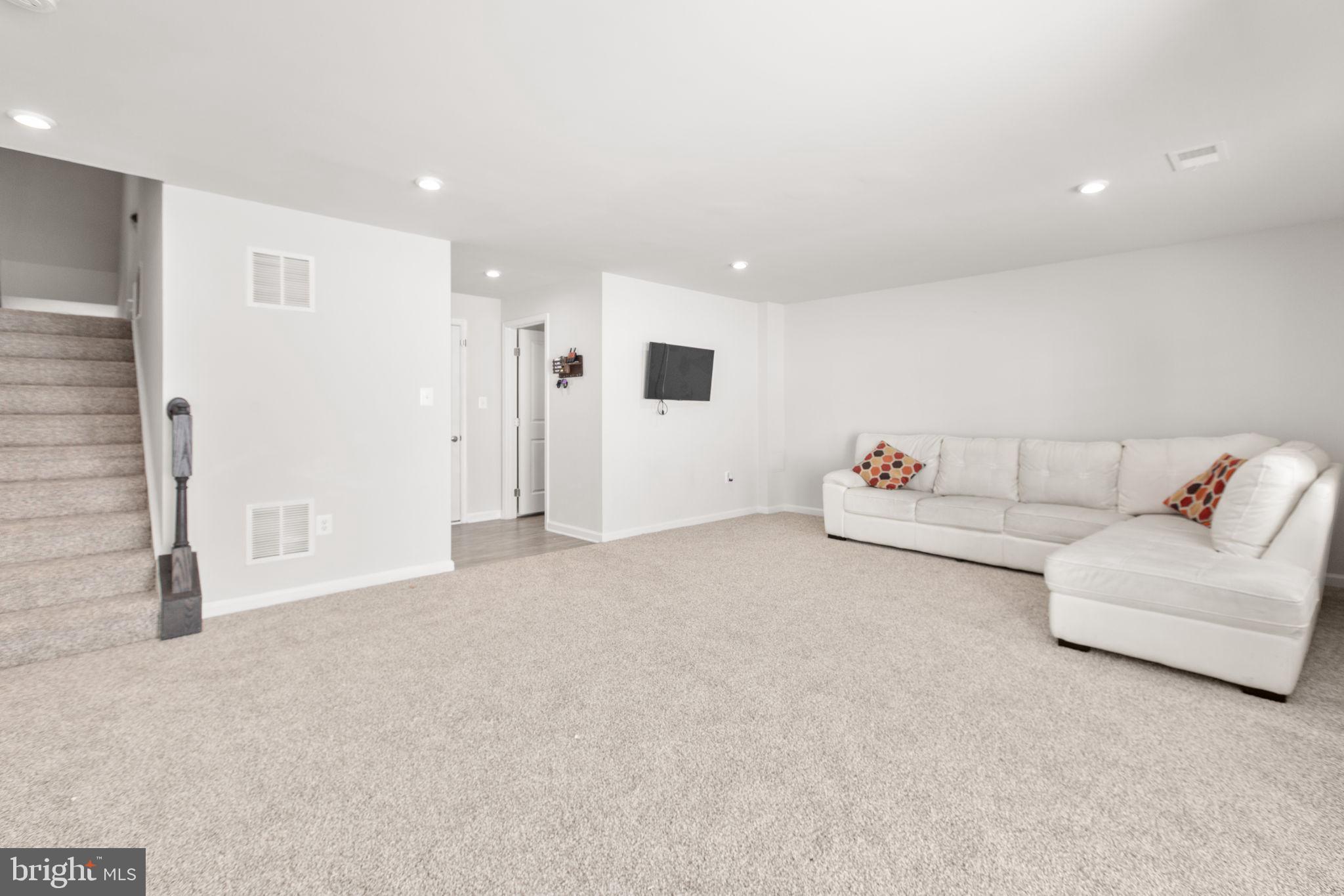 RAPPAHANNOCK LANDING - Residential