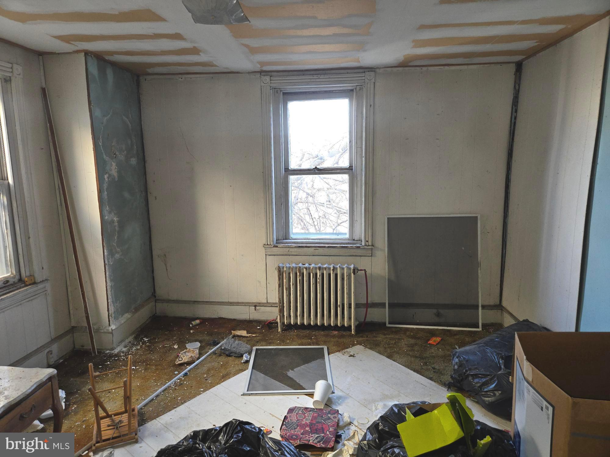 WALNUT HILL - Residential