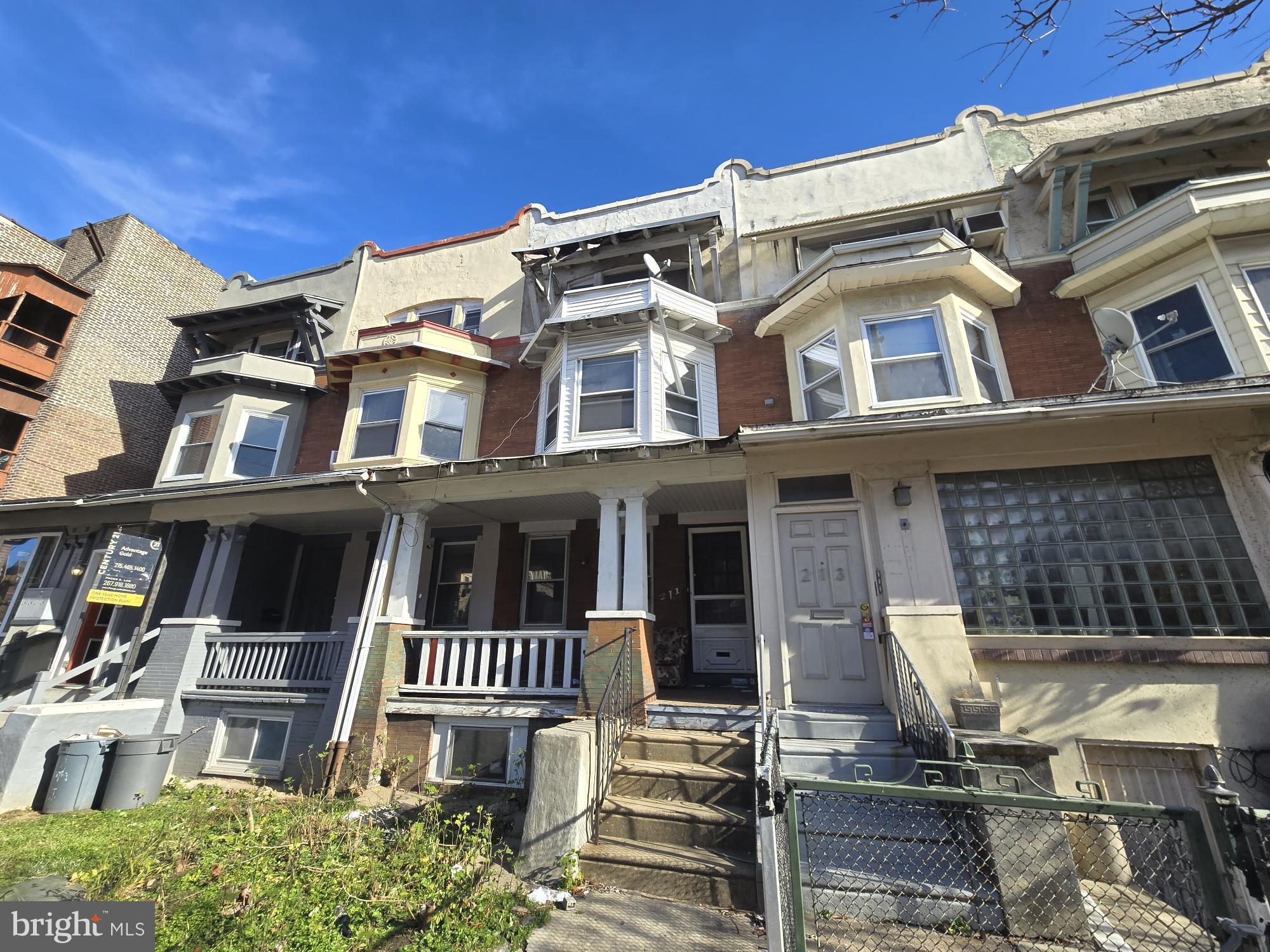 WALNUT HILL - Residential