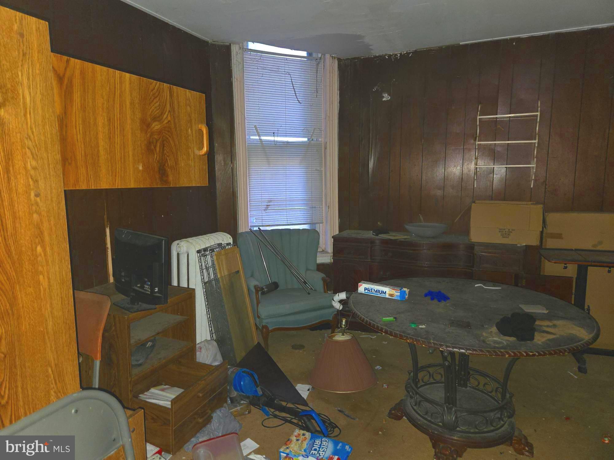 WALNUT HILL - Residential