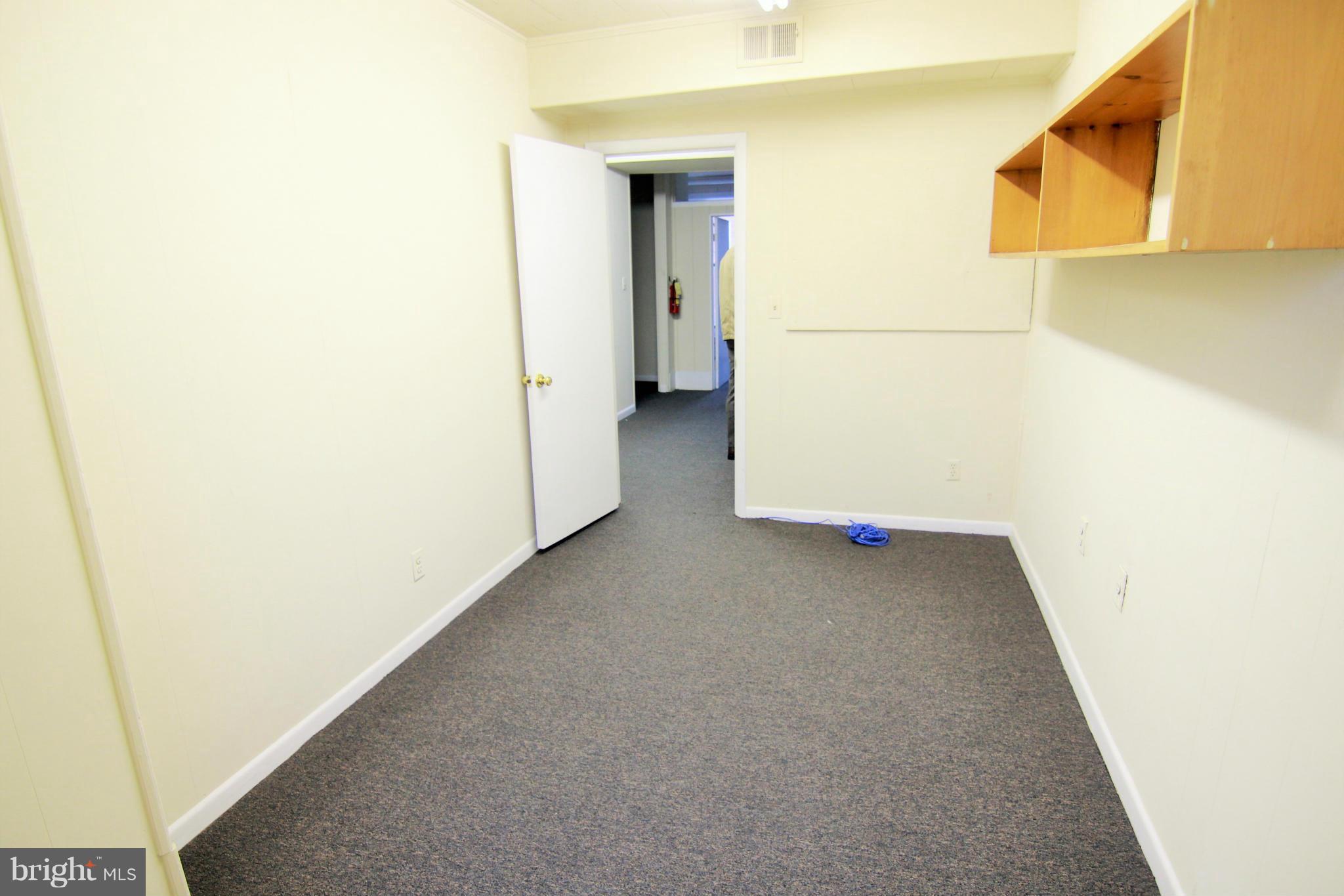 CHARLES VILLAGE - Commercial Lease