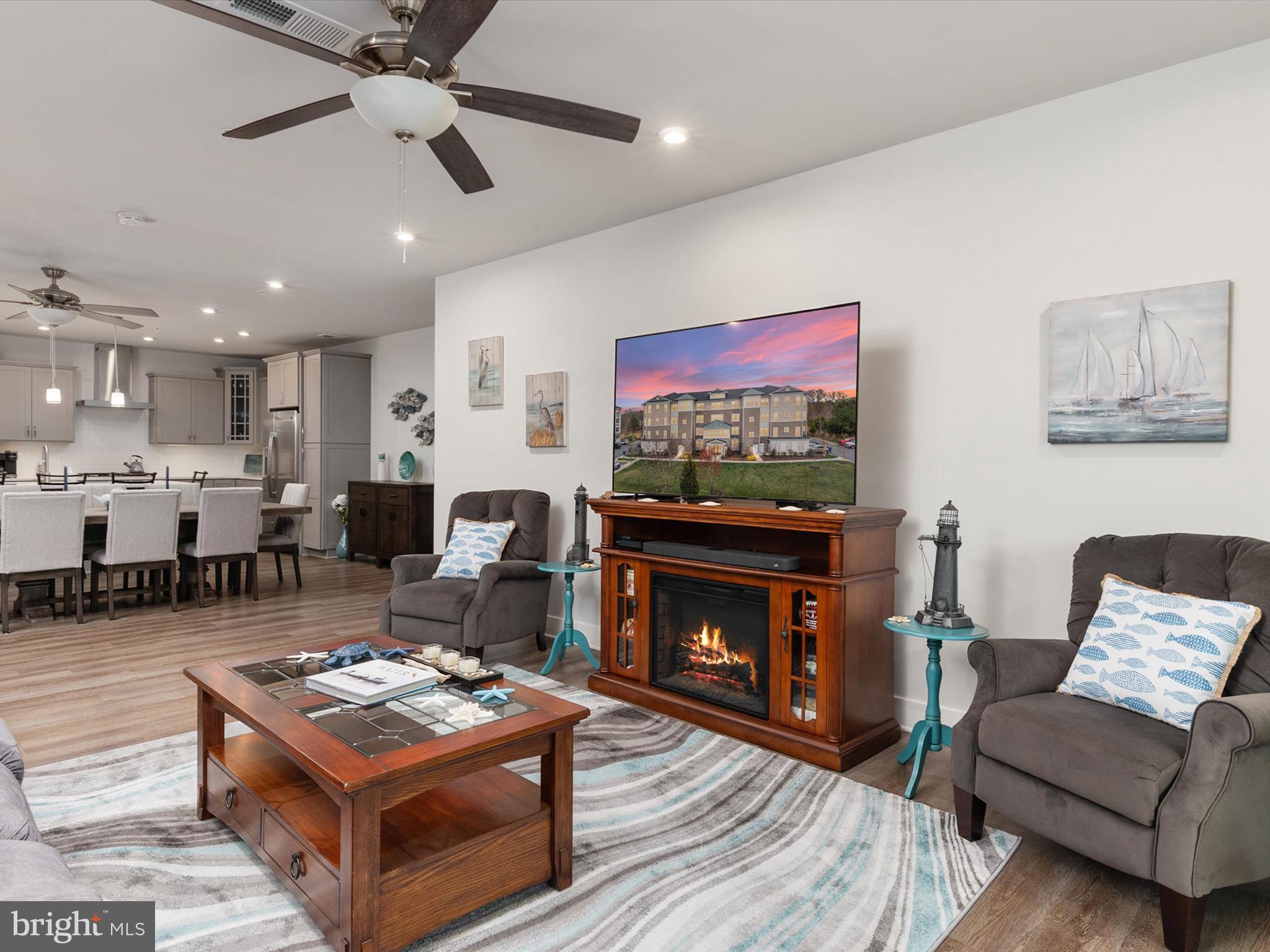 FOUR SEASONS AT KENT ISLAND - Residential