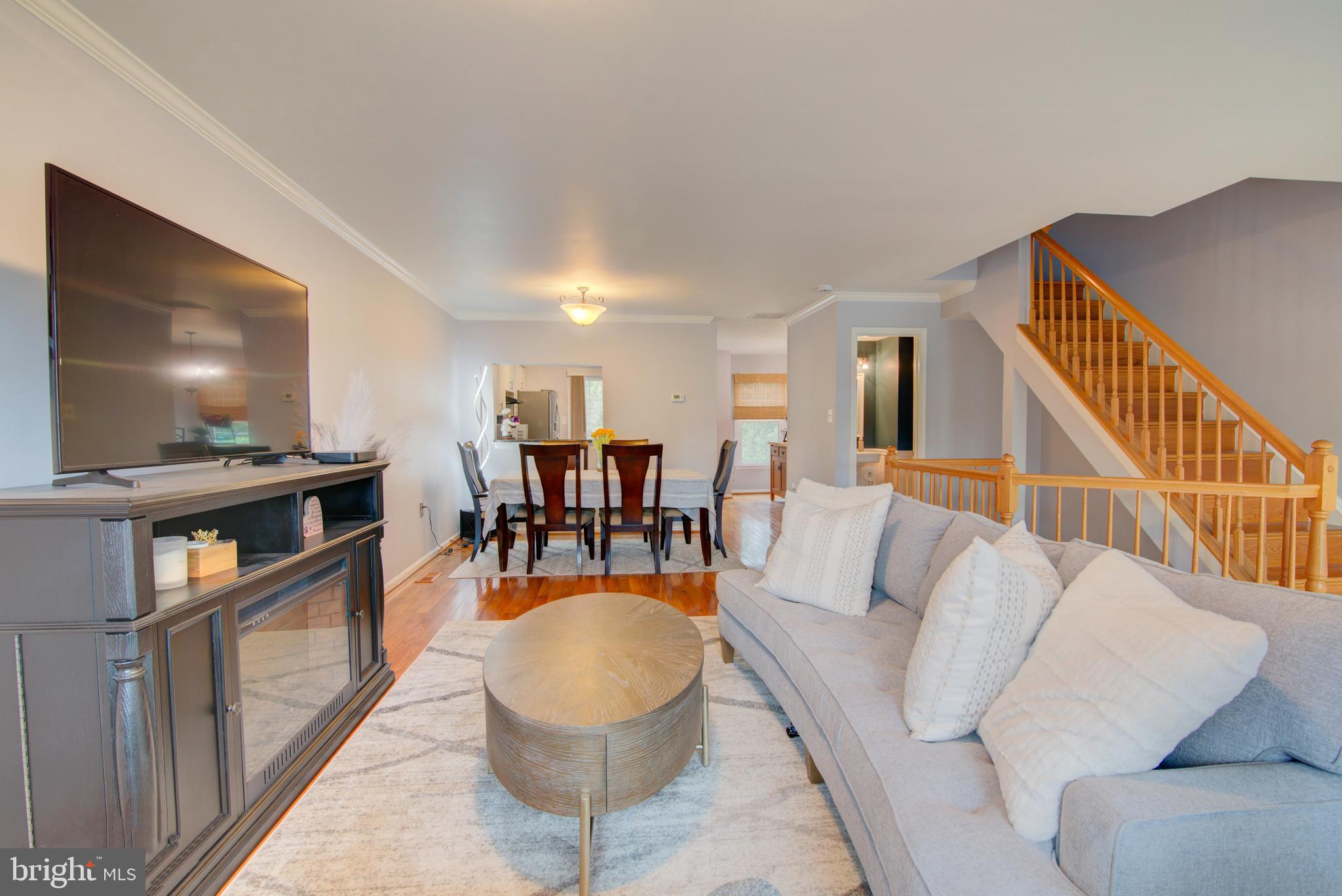 ASHBURN FARM - Residential