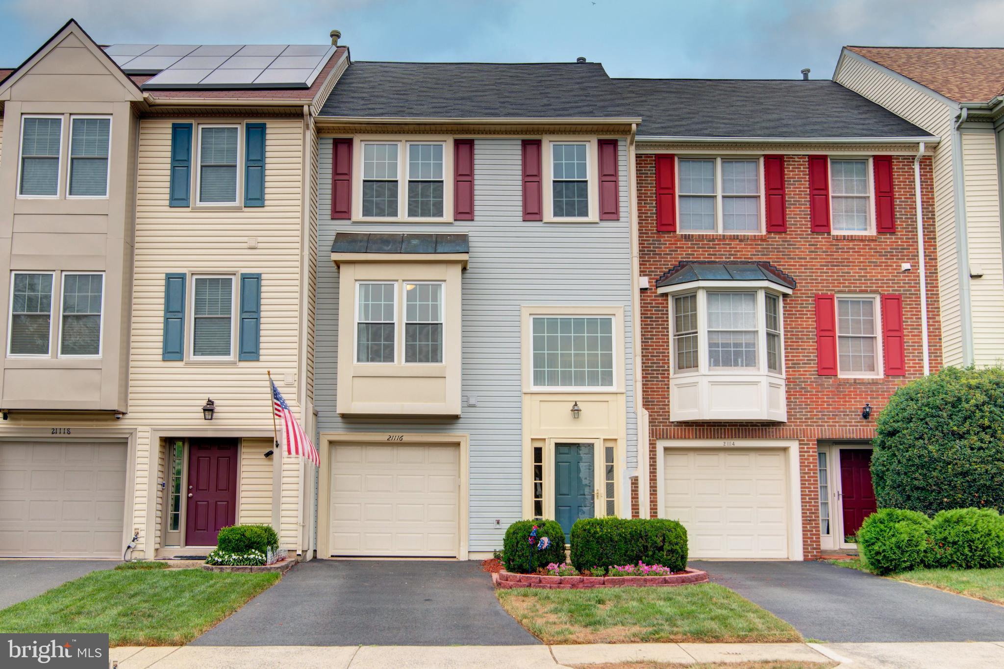 ASHBURN FARM - Residential