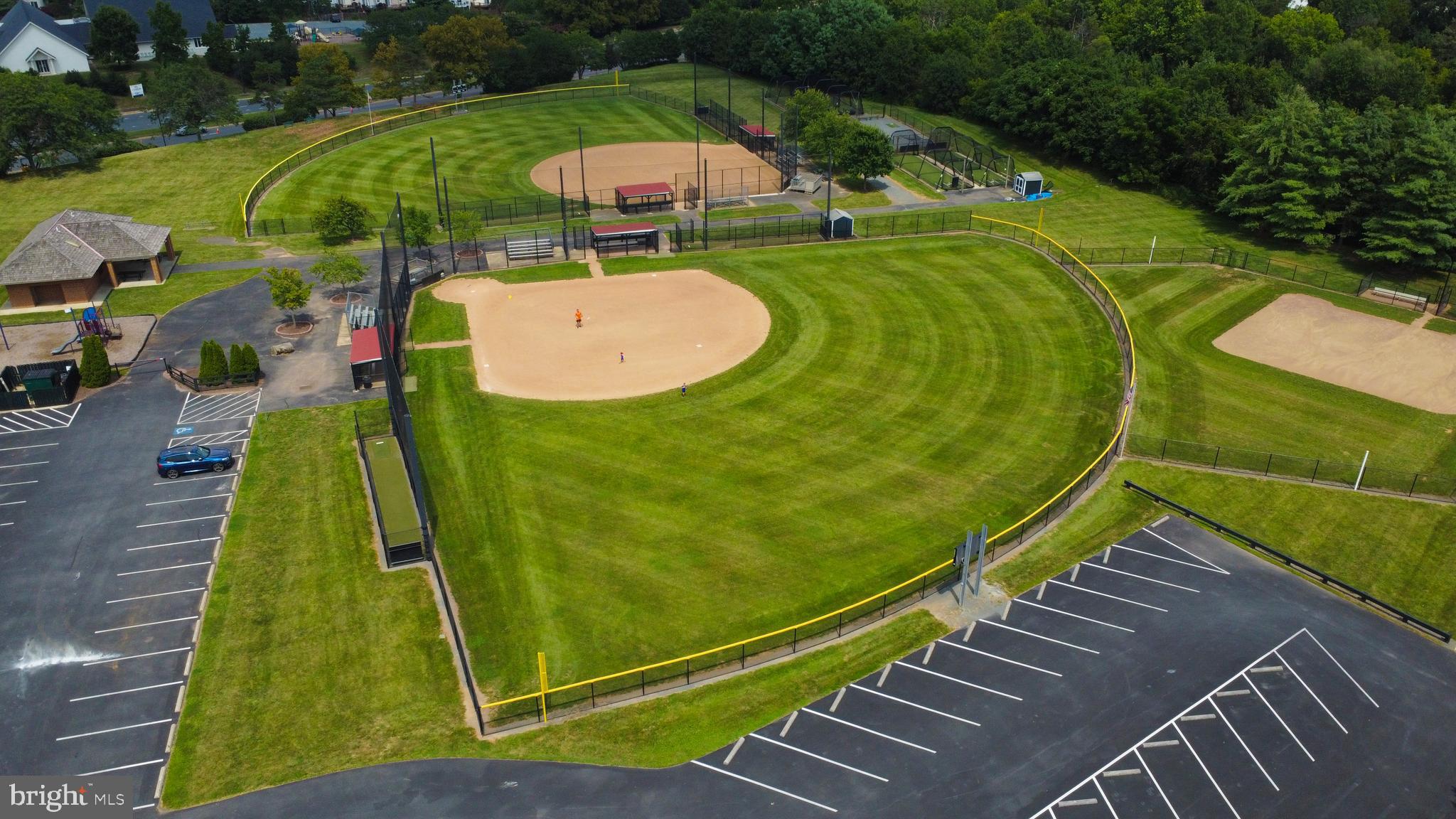 ASHBURN FARM - Residential