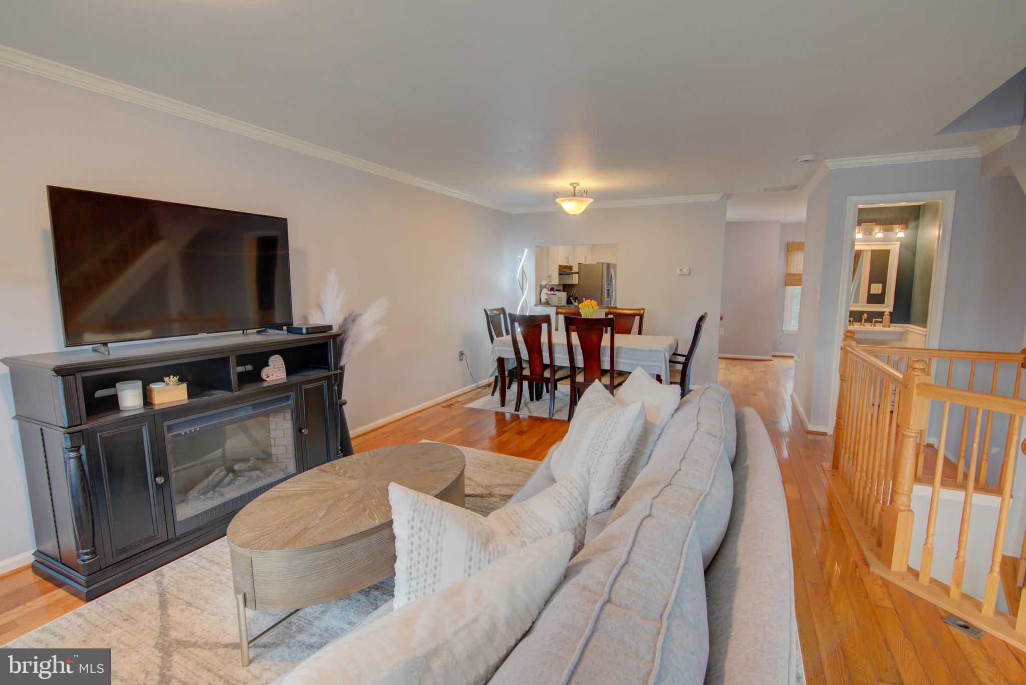 ASHBURN FARM - Residential