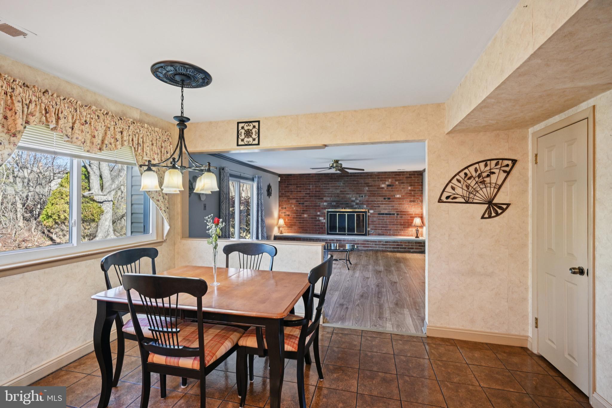 NORRITON WOODS - Residential