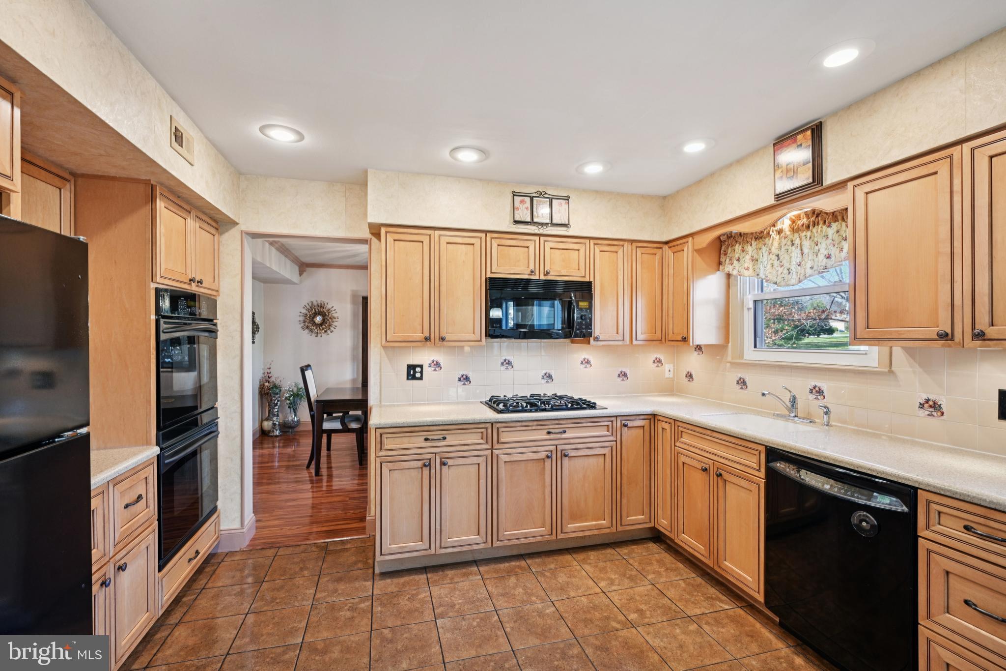 NORRITON WOODS - Residential