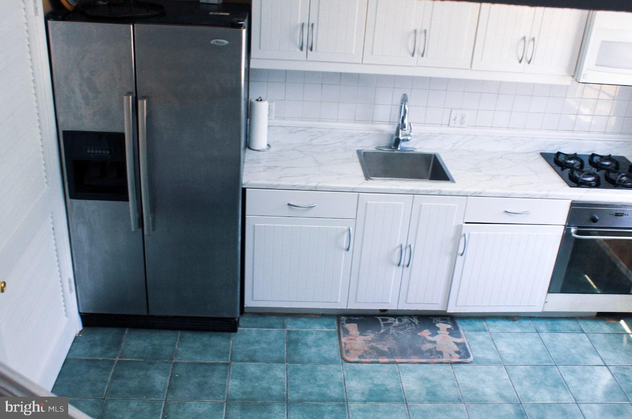 WINDMILL SQUARE - Residential