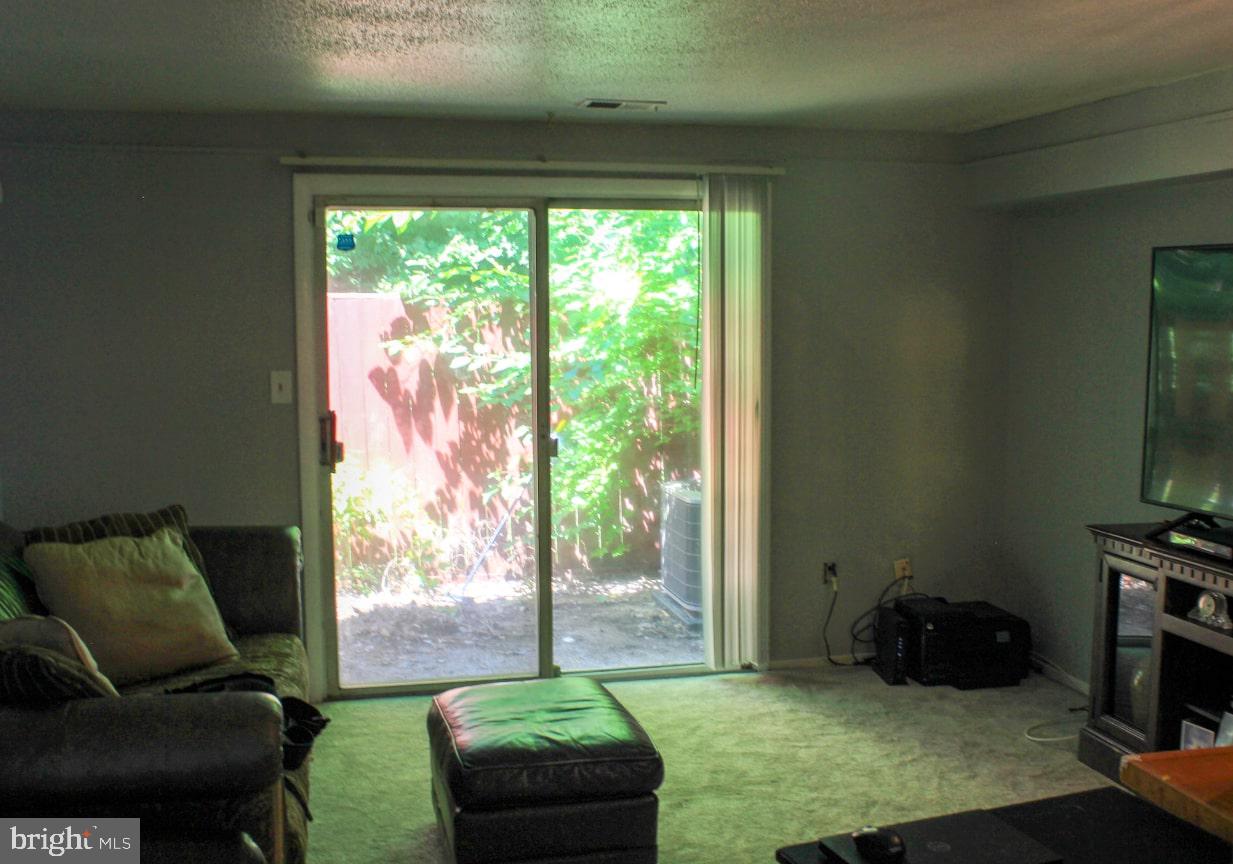 WINDMILL SQUARE - Residential