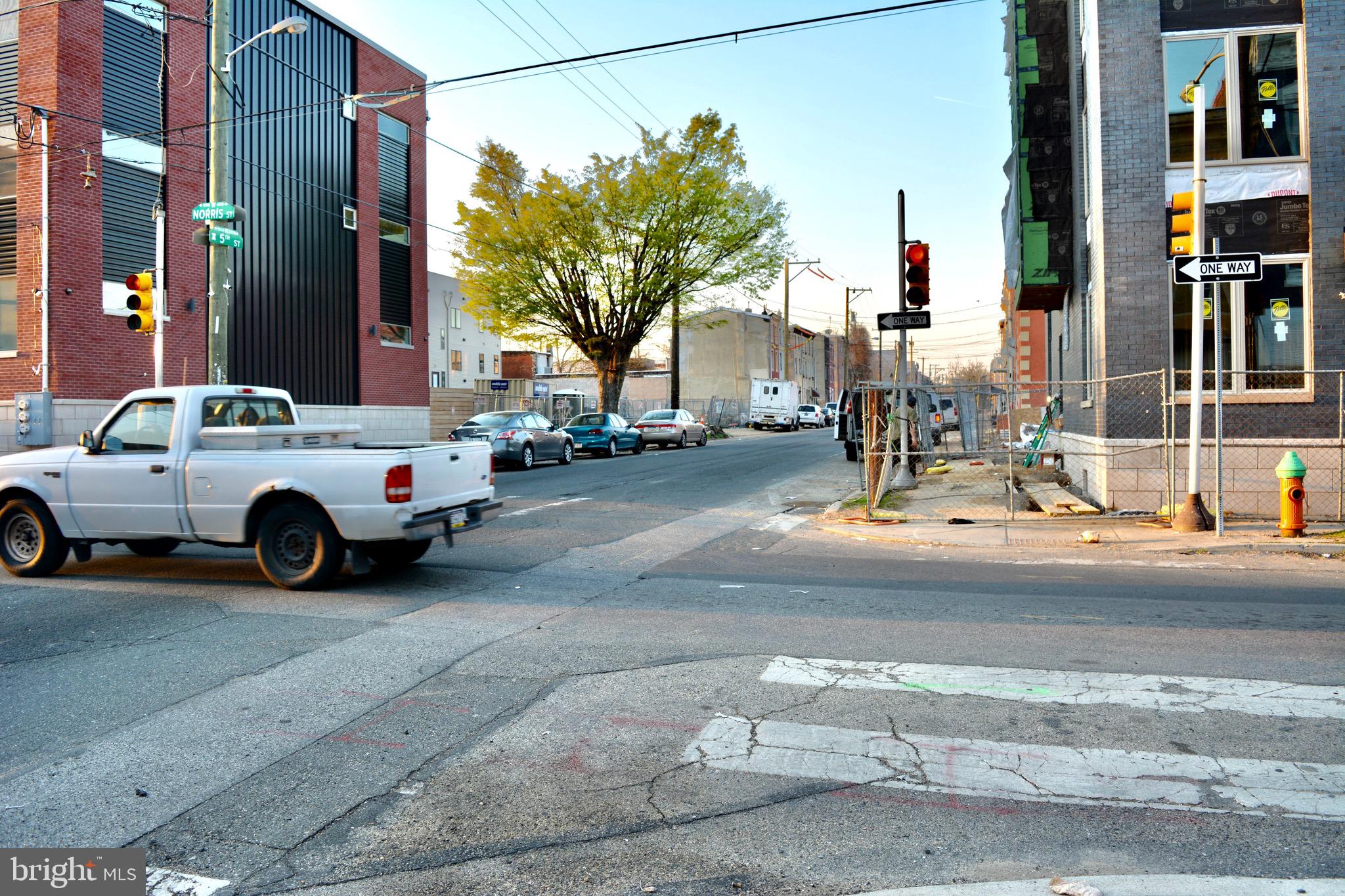 NORRIS SQUARE - Residential