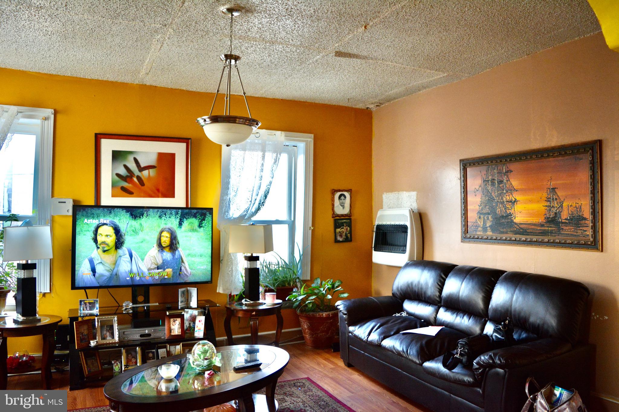 NORRIS SQUARE - Residential