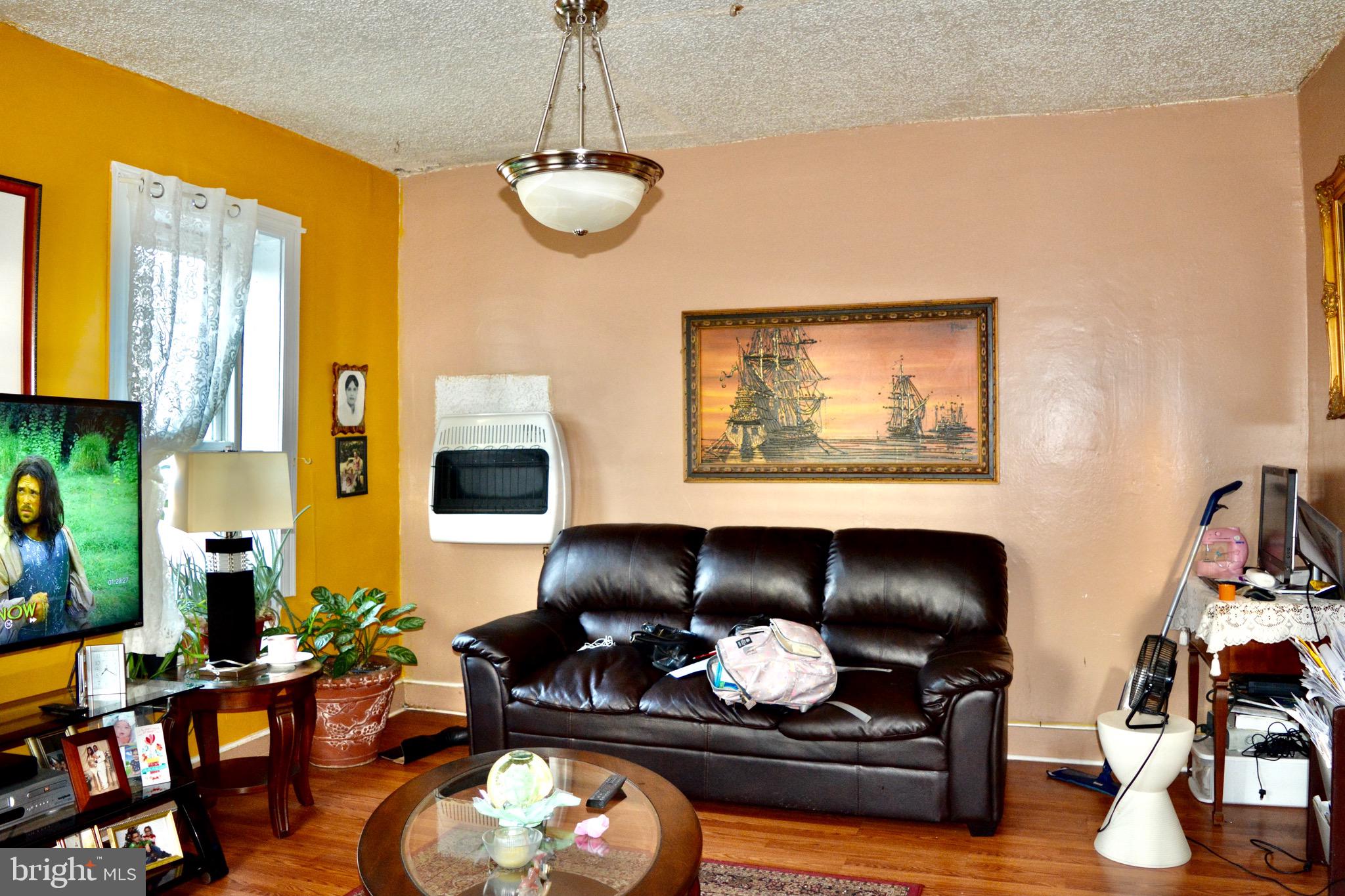NORRIS SQUARE - Residential