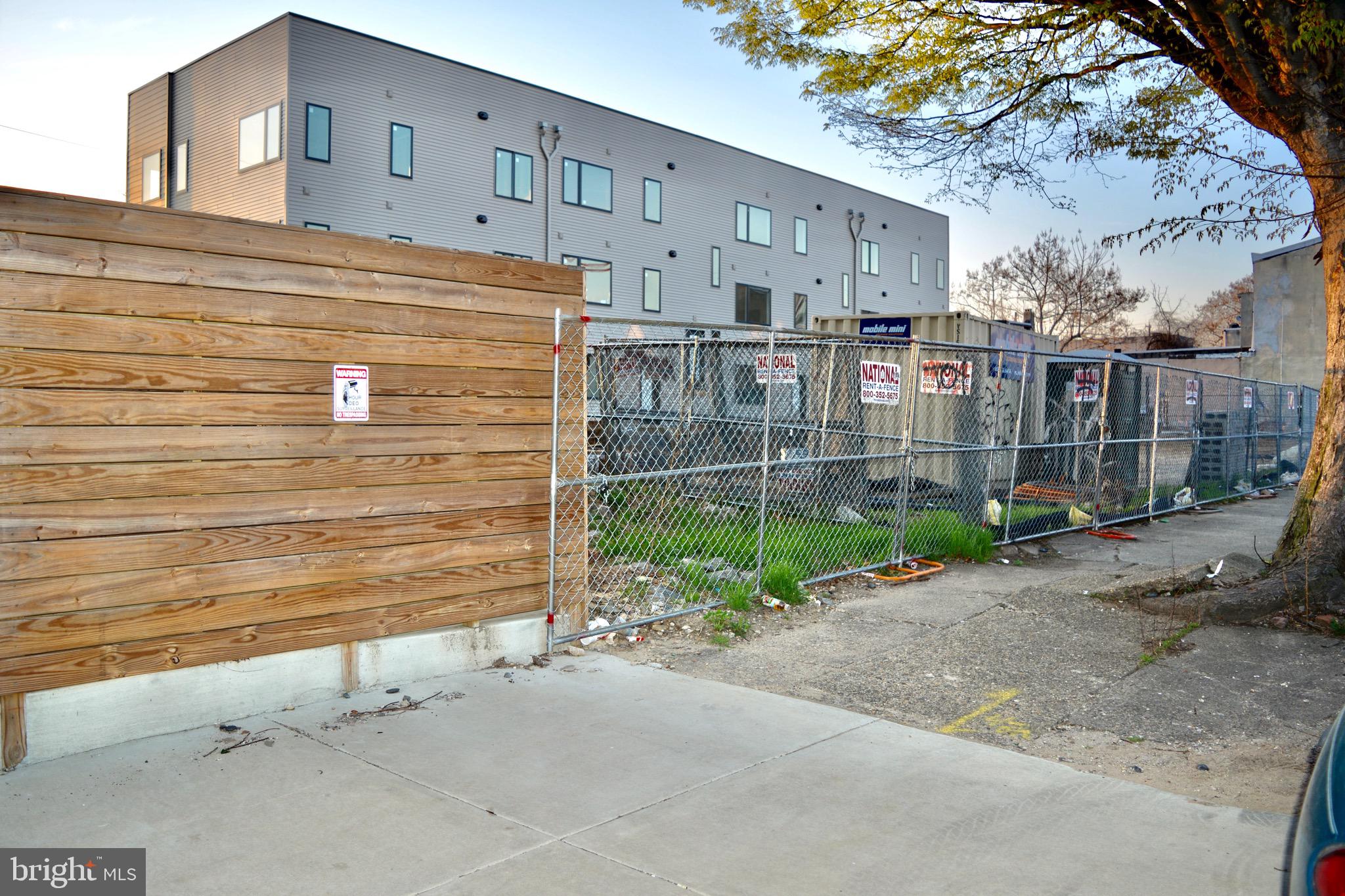NORRIS SQUARE - Residential