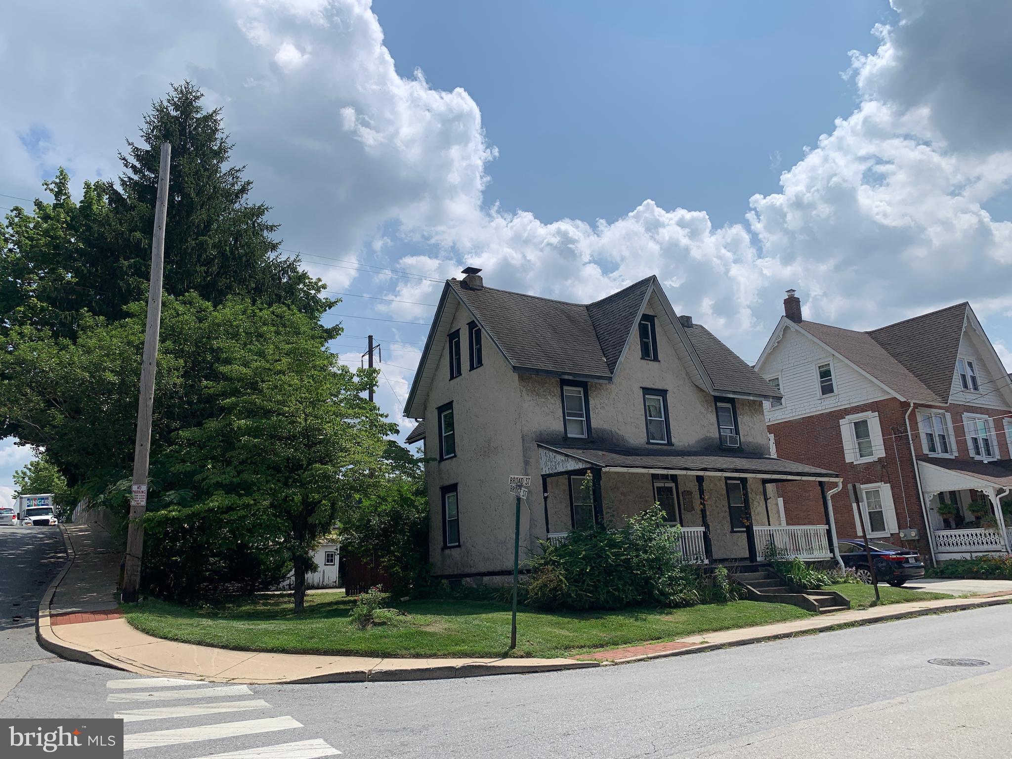 120 W BROAD STREET