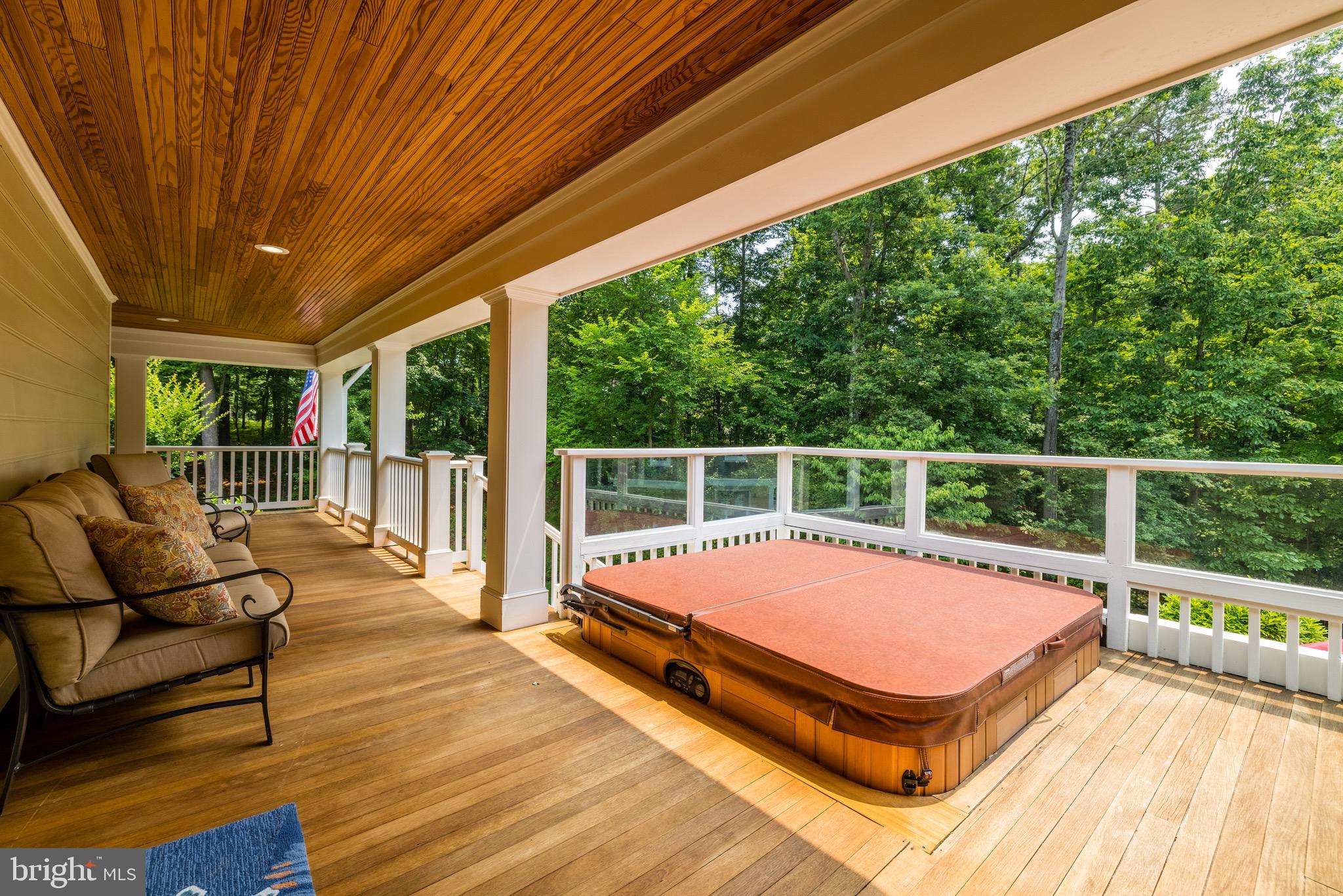 PEACOCK STATION - Residential