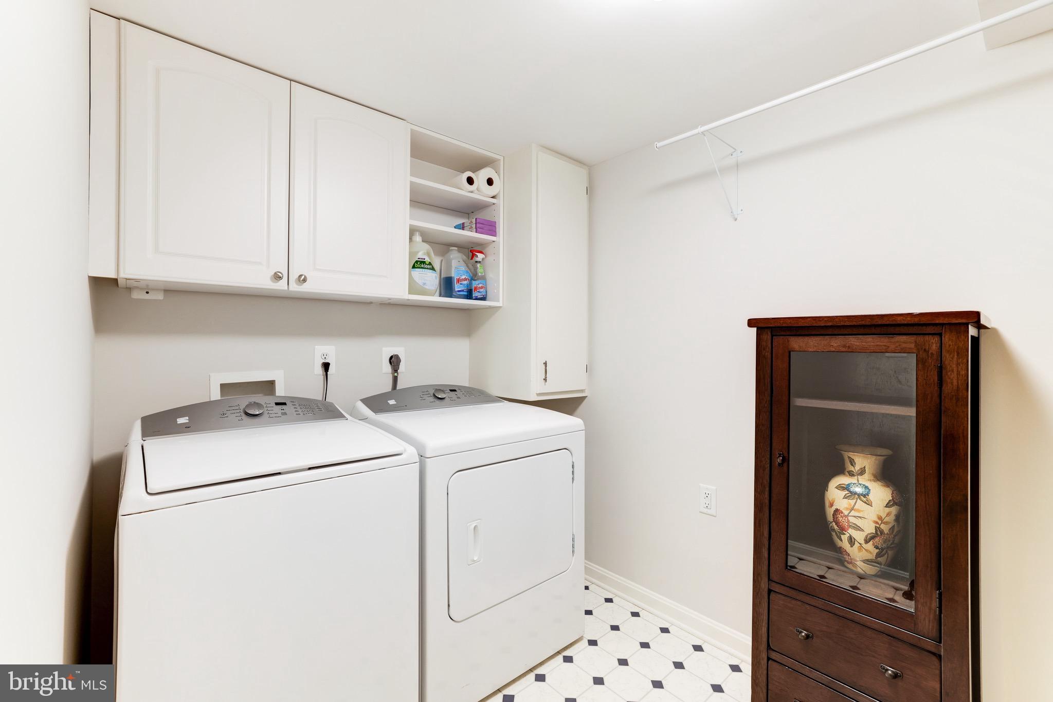 PEACOCK STATION - Residential