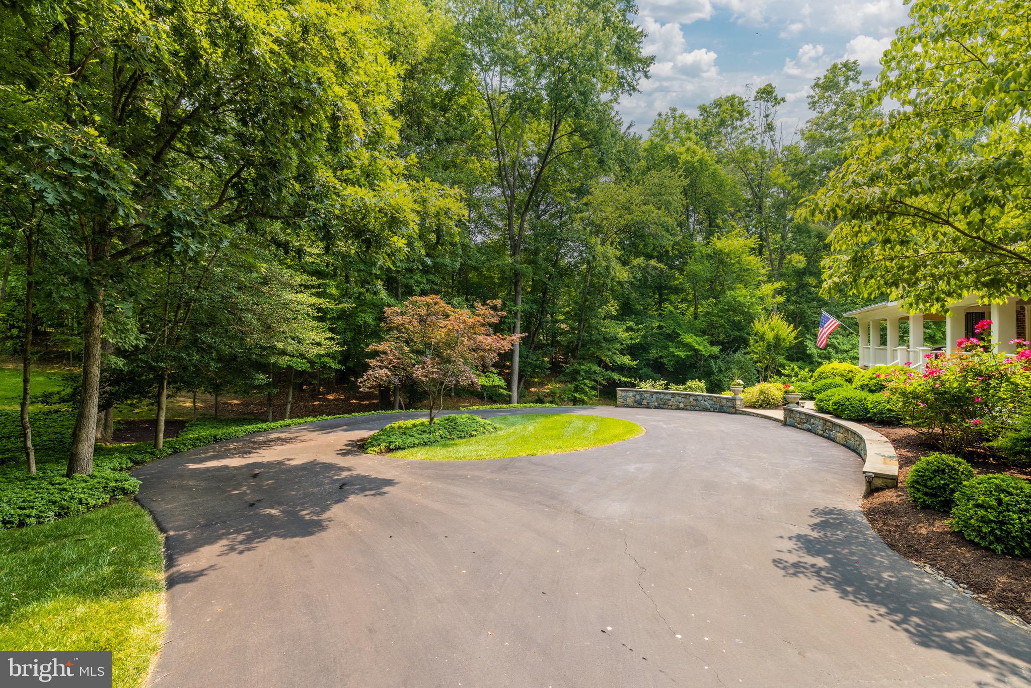 PEACOCK STATION - Residential