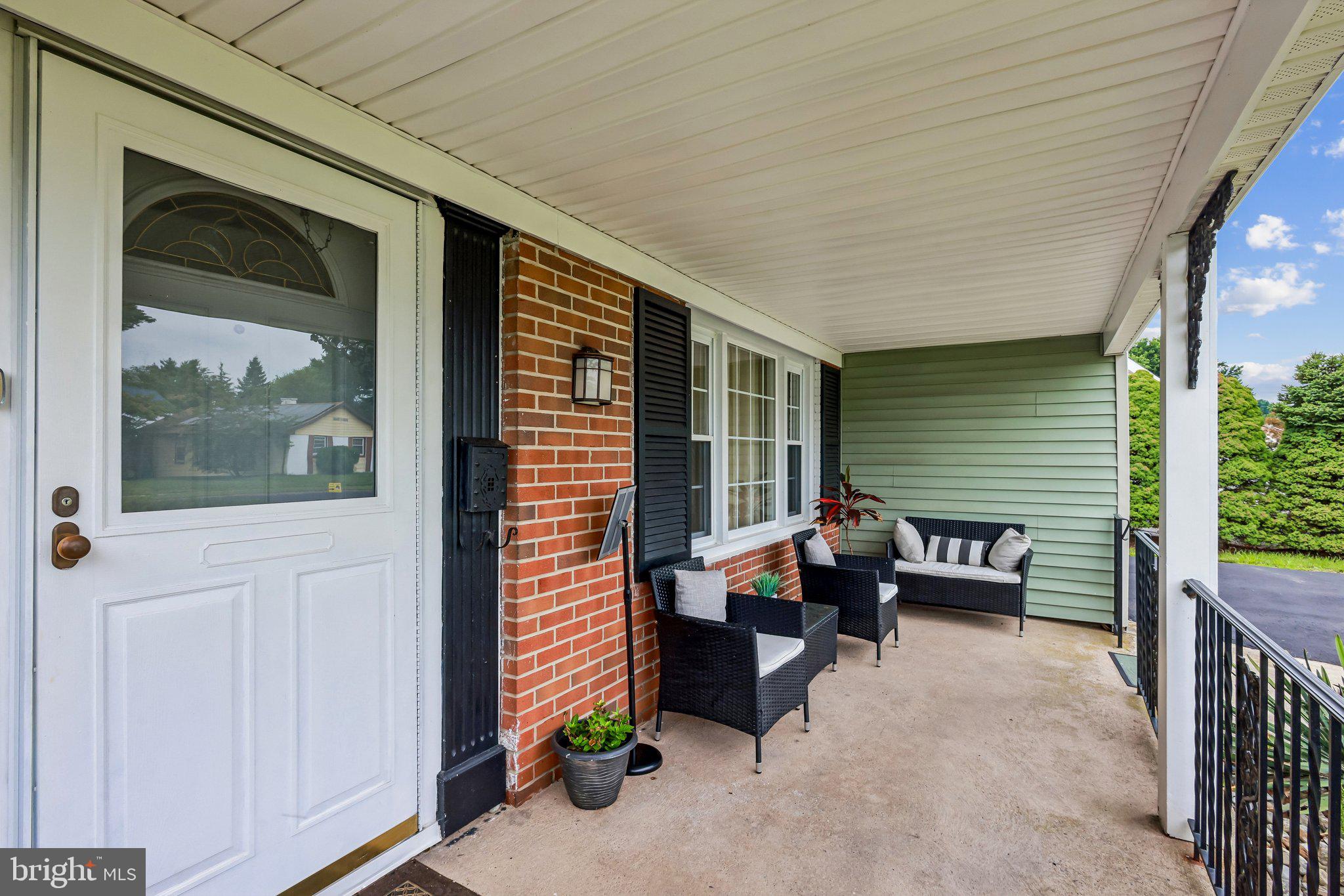 40 BERKSHIRE LANE