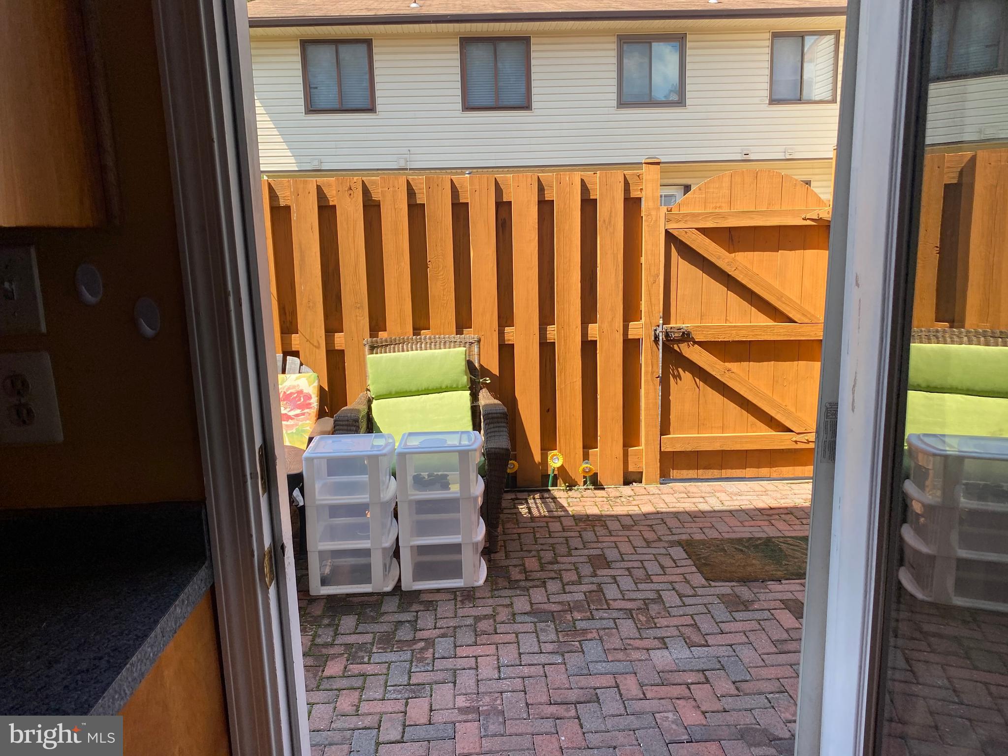 PINEWOOD LAWNS - Residential