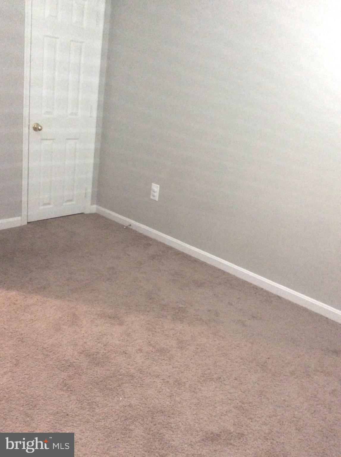 WOODVIEW VILLAGE - Residential Lease