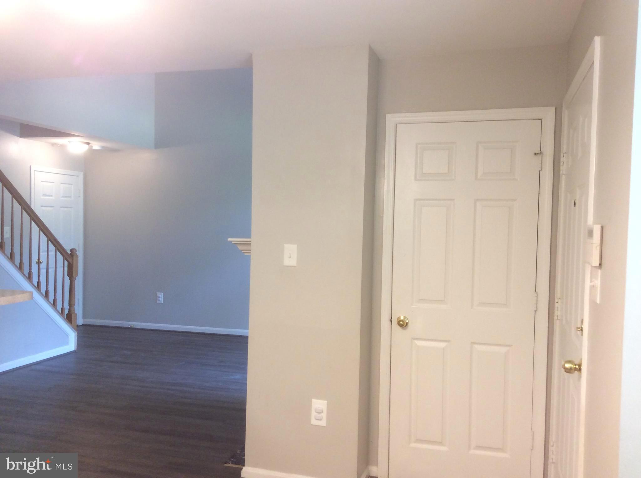 WOODVIEW VILLAGE - Residential Lease