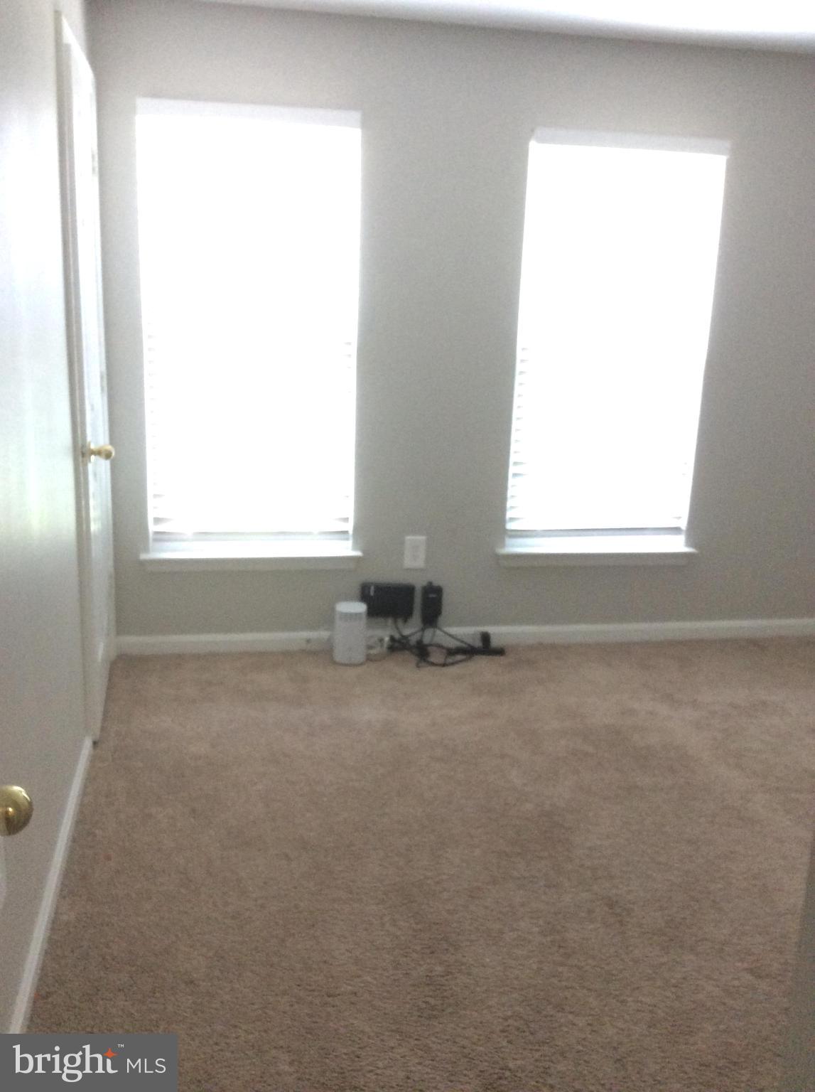 WOODVIEW VILLAGE - Residential Lease