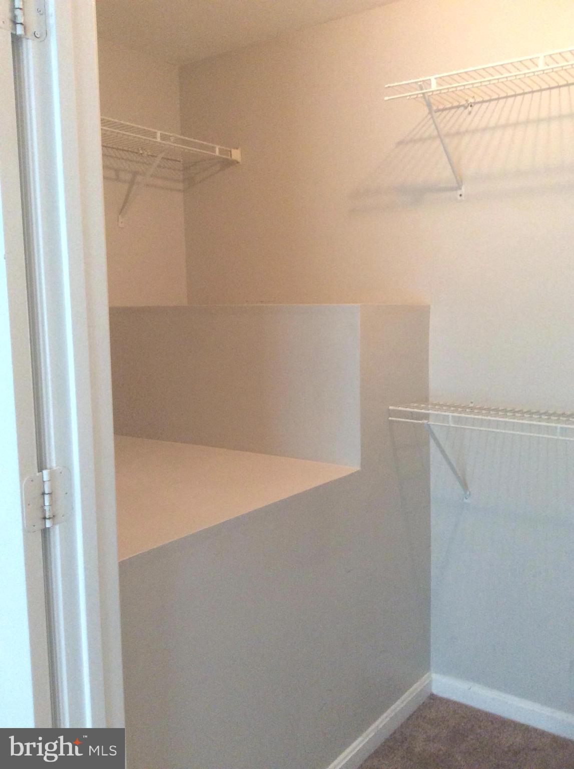 WOODVIEW VILLAGE - Residential Lease