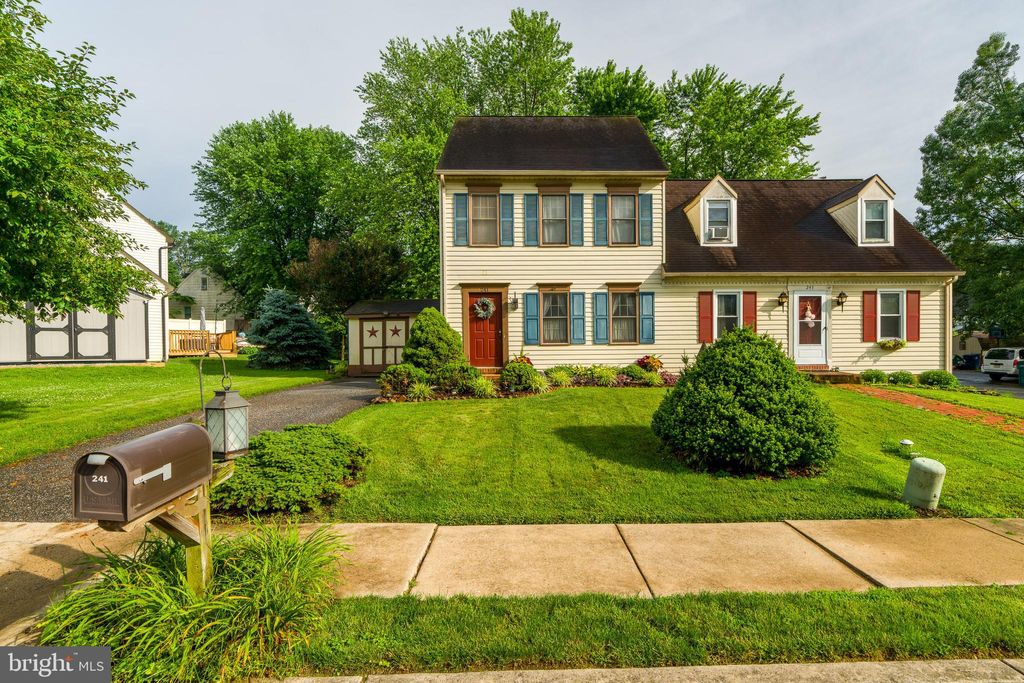 Photo of 241 Cross Keys Drive, STRASBURG, PA 17579 (MLS # PALA2071888)
