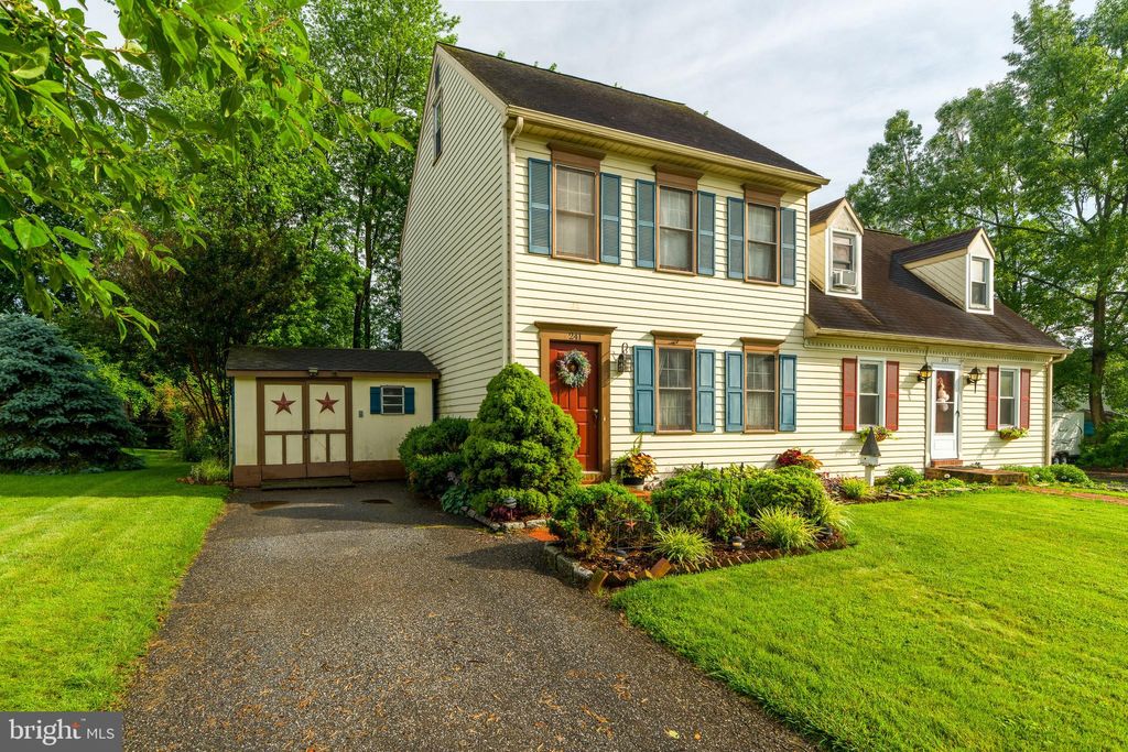 Photo of 241 Cross Keys Drive, STRASBURG, PA 17579 (MLS # PALA2071888)