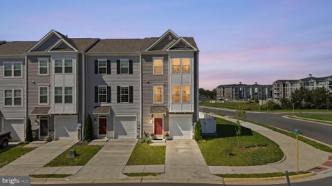 Townhouse For Sale - 100 Stribling Way<br/> WINCHESTER, VA 22602