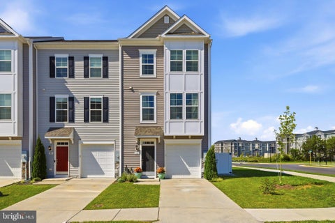 Townhouse For Sale - 100 Stribling Way<br/> WINCHESTER, VA 22602