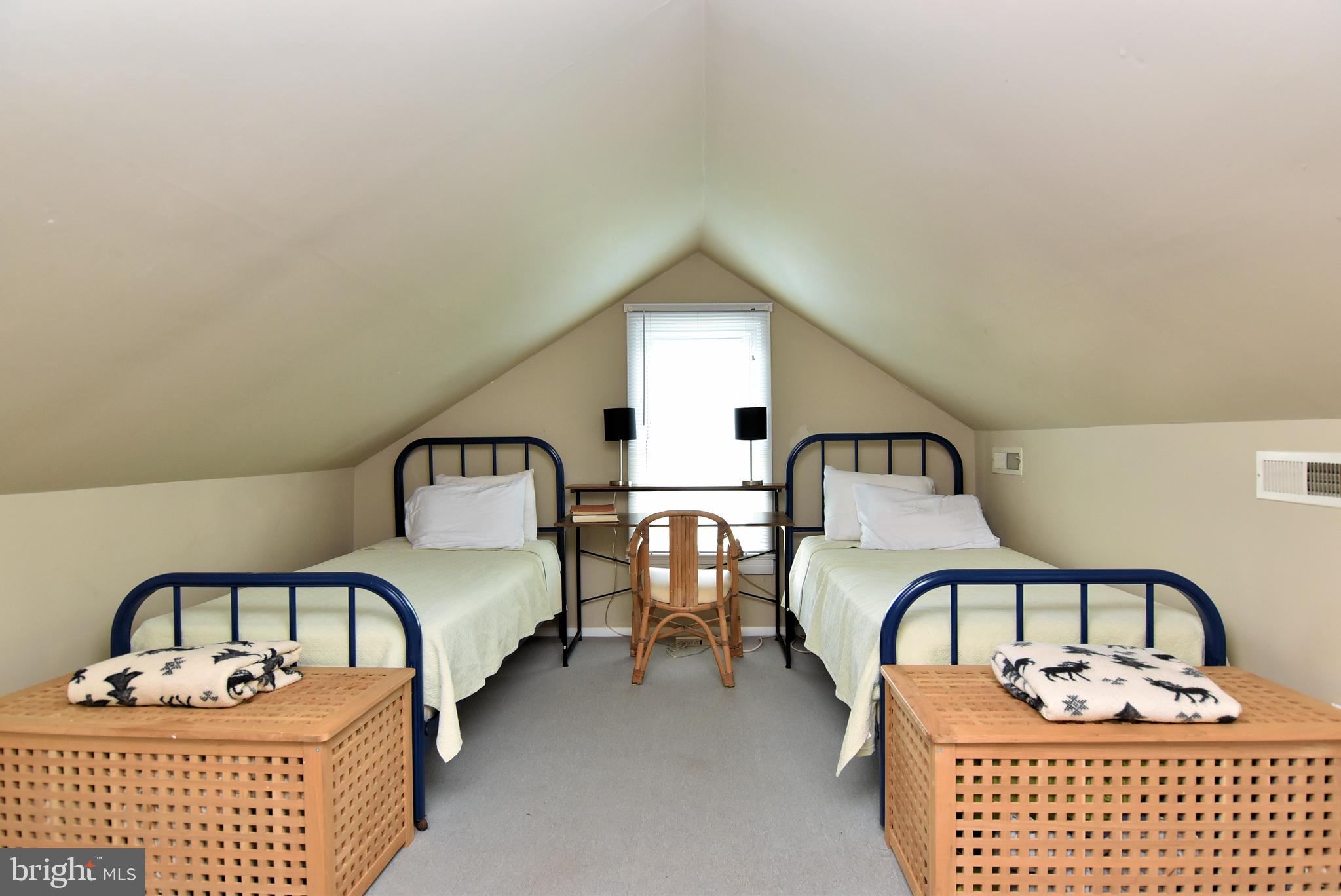 BAY VISTA - Residential