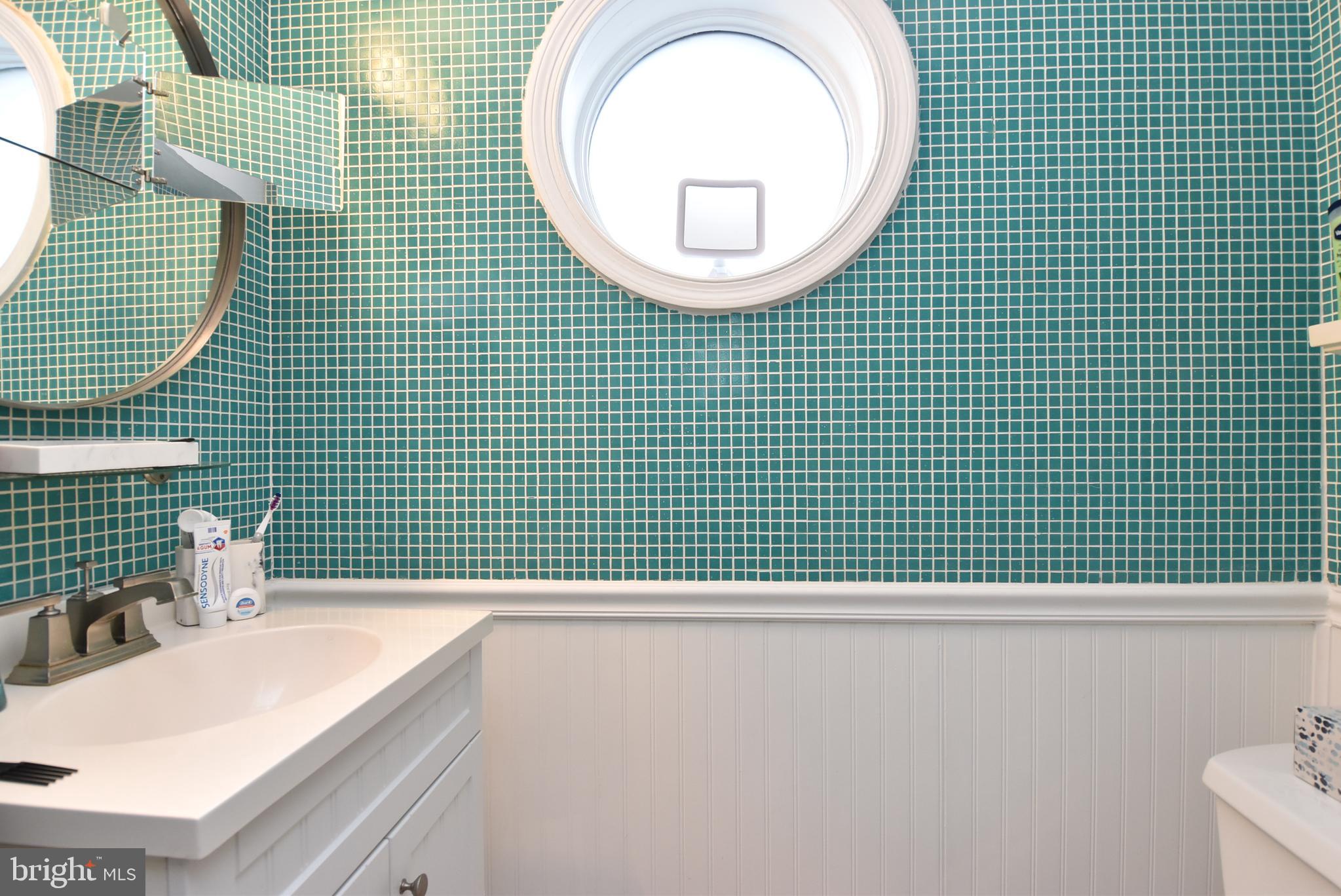 BAY VISTA - Residential