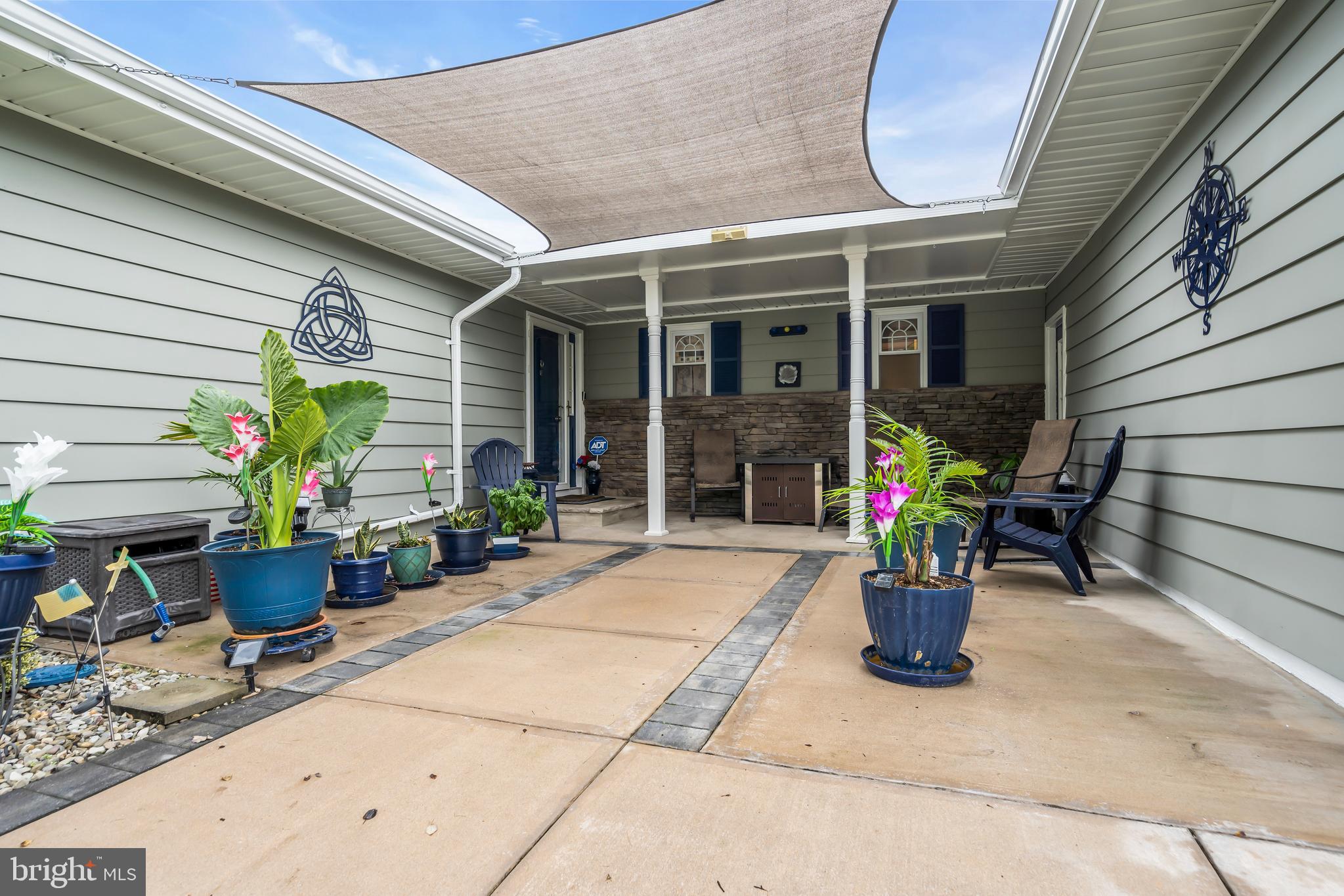 HOLIDAY CITY - WEST - Residential